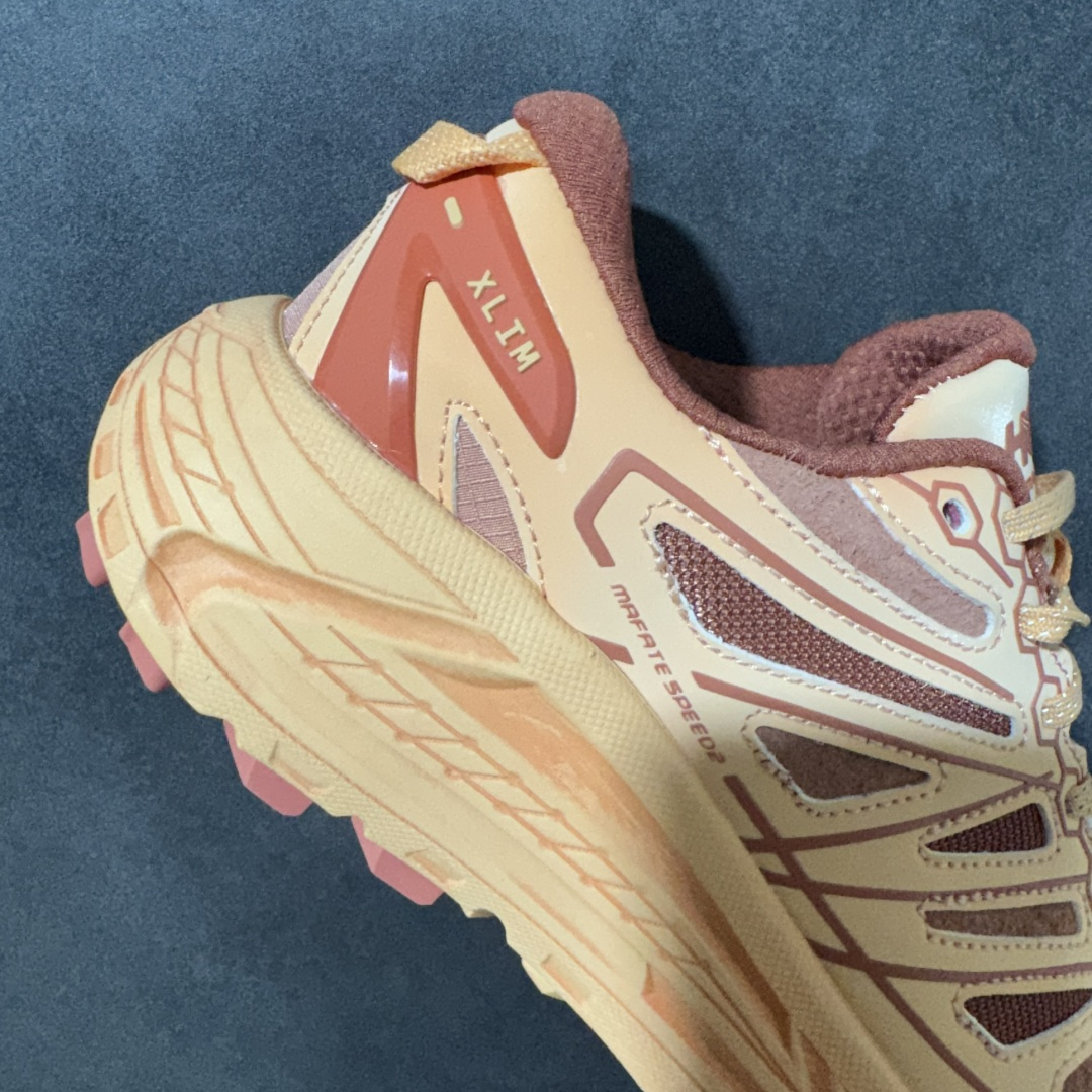图片[7]-【公司级】HOKA ONE ONE Mafate Speed 2 TS Low 轻量低帮户外越野跑鞋 户外山脉越野轻量运动跑鞋 鞋面用轻的无缝架构 鞋带用了弹性不易松脱的扁宽弹性鞋带 轻薄的TPU贴在透气的鞋面上 以前掌与中掌部分进行加宽 橡胶大底 EVA缓震鞋底用滚动平衡技术引导跑者自然步态 货号：1181770 尺码：36 36.5 37.5 38 38.5 39 40 40.5 41 42 42.5 43 44 45-选品中心