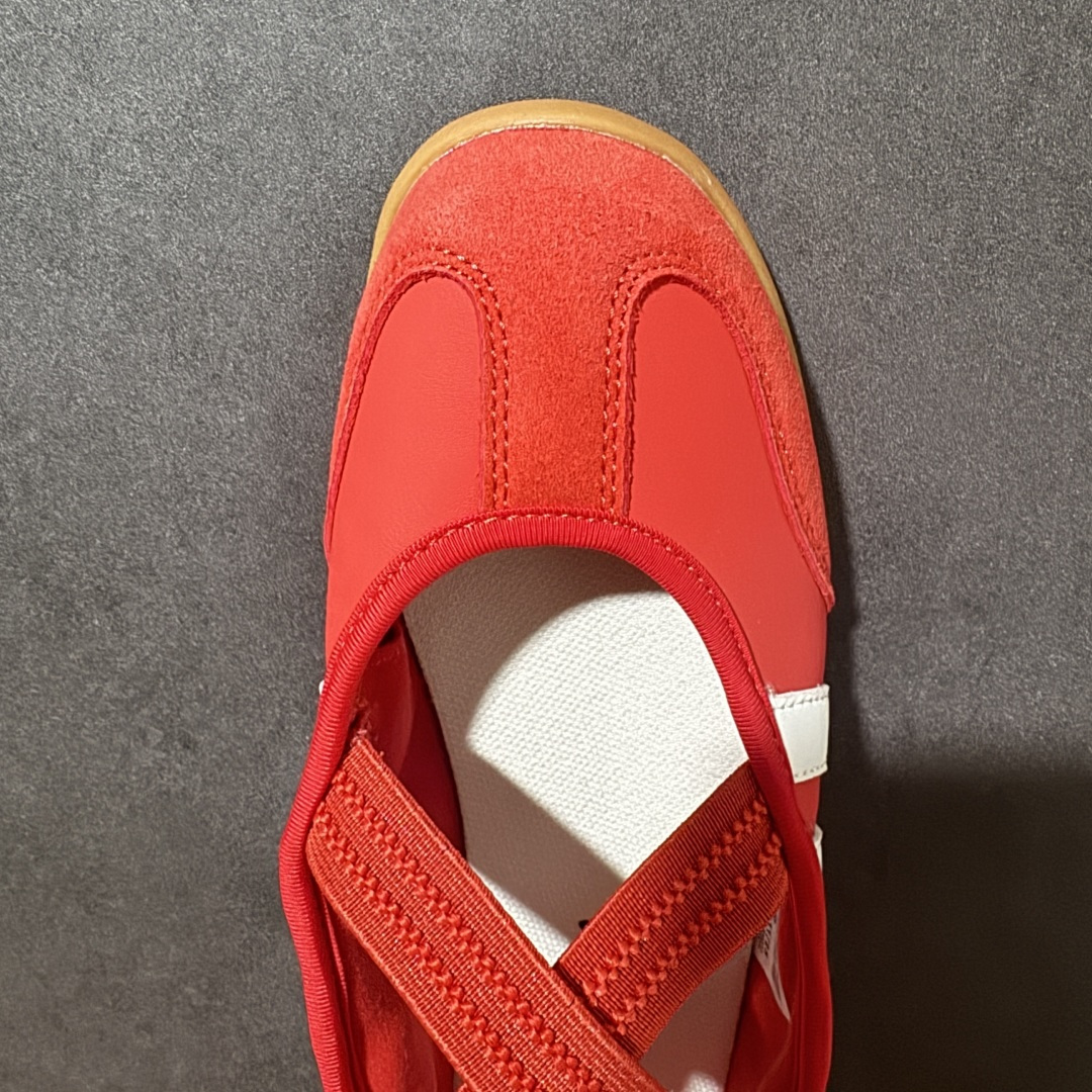 图片[5]-【公司级】adidas BARREDA Mary Jane 舒适贴合 玛丽珍鞋 复古风玛丽珍鞋，通勤约会逛街都适合，红白拼色圆头搭碎花裙更有法式味道，松紧带穿脱省心，织物鞋面透气贴合，一整天轻盈不累脚，春夏秋都好穿。 货号：HQ7398 尺码：36 36.5 37.5 38 38.5 39 40 40.5 41 42-选品中心