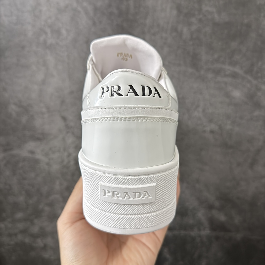 图片[4]-【莞产礼盒】普拉达PRADA 女鞋新款 厚底水洗帆布鞋 广东纯原大厂出品👏 内里羊皮 最新厚底时尚走秀单鞋 重版推出 优雅大方 大底：一比一开模底 原版包装 跟高5cm 原版金属三角扣 货号： SPAZZOL2118 尺码：35.36.37.38.39.40-选品中心