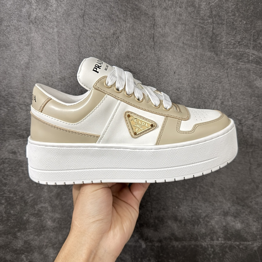 【莞产礼盒】普拉达PRADA 女鞋新款 厚底水洗帆布鞋 广东纯原大厂出品👏 内里羊皮 最新厚底时尚走秀单鞋 重版推出 优雅大方 大底：一比一开模底 原版包装 跟高5cm 原版金属三角扣 货号： SPAZZOL2118 尺码：35.36.37.38.39.40-选品中心