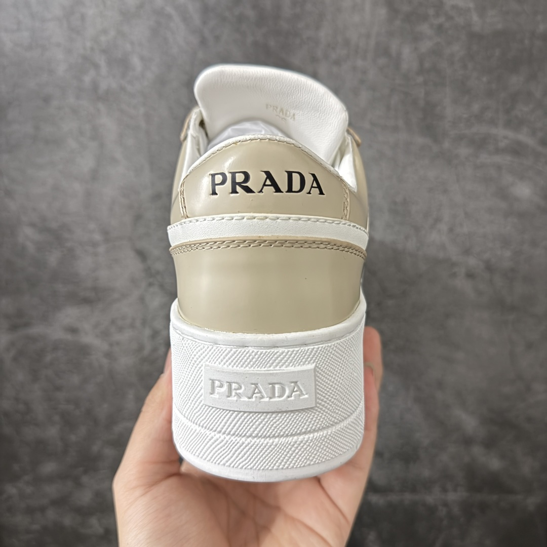 图片[4]-【莞产礼盒】普拉达PRADA 女鞋新款 厚底水洗帆布鞋 广东纯原大厂出品👏 内里羊皮 最新厚底时尚走秀单鞋 重版推出 优雅大方 大底：一比一开模底 原版包装 跟高5cm 原版金属三角扣 货号： SPAZZOL2118 尺码：35.36.37.38.39.40-选品中心