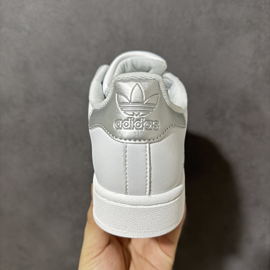 图片[4]-【公司级】Adidas Originals Superstar II全新配色 贝壳头休闲板鞋 独家控货 平台正单 全鞋百分百原材料 全鞋电脑针车 Logo针车间距针数原版一致 皮料切割冲裁零瑕疵 原鞋一致含胶量大底 原盒中文内外标 大几率过验 不对比市面只对比原鞋 只服务最高端市场 货号：JI0079 尺码：35-45带半码-选品中心