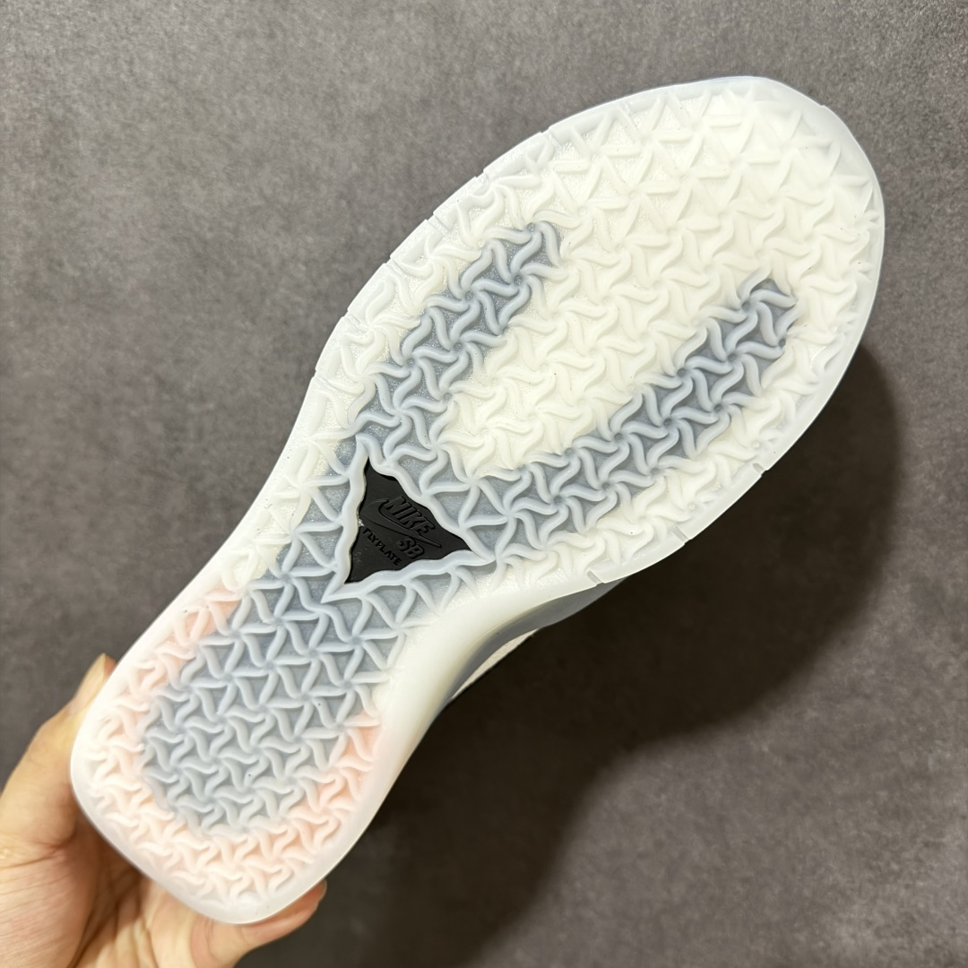 图片[9]-【公司级】Nike SB PS8 耐克 舒适百搭 防滑耐磨 低帮板鞋 匠心设计 新鞋出盒即可开练 其采用分层 Flyknit飞织结构 并在高磨损区域融入皮革材质 货号：FV3493-004 尺码：36 36.5 37.5 38 38.5 39 40 40.5 41 42 42.5 43 44 45-选品中心