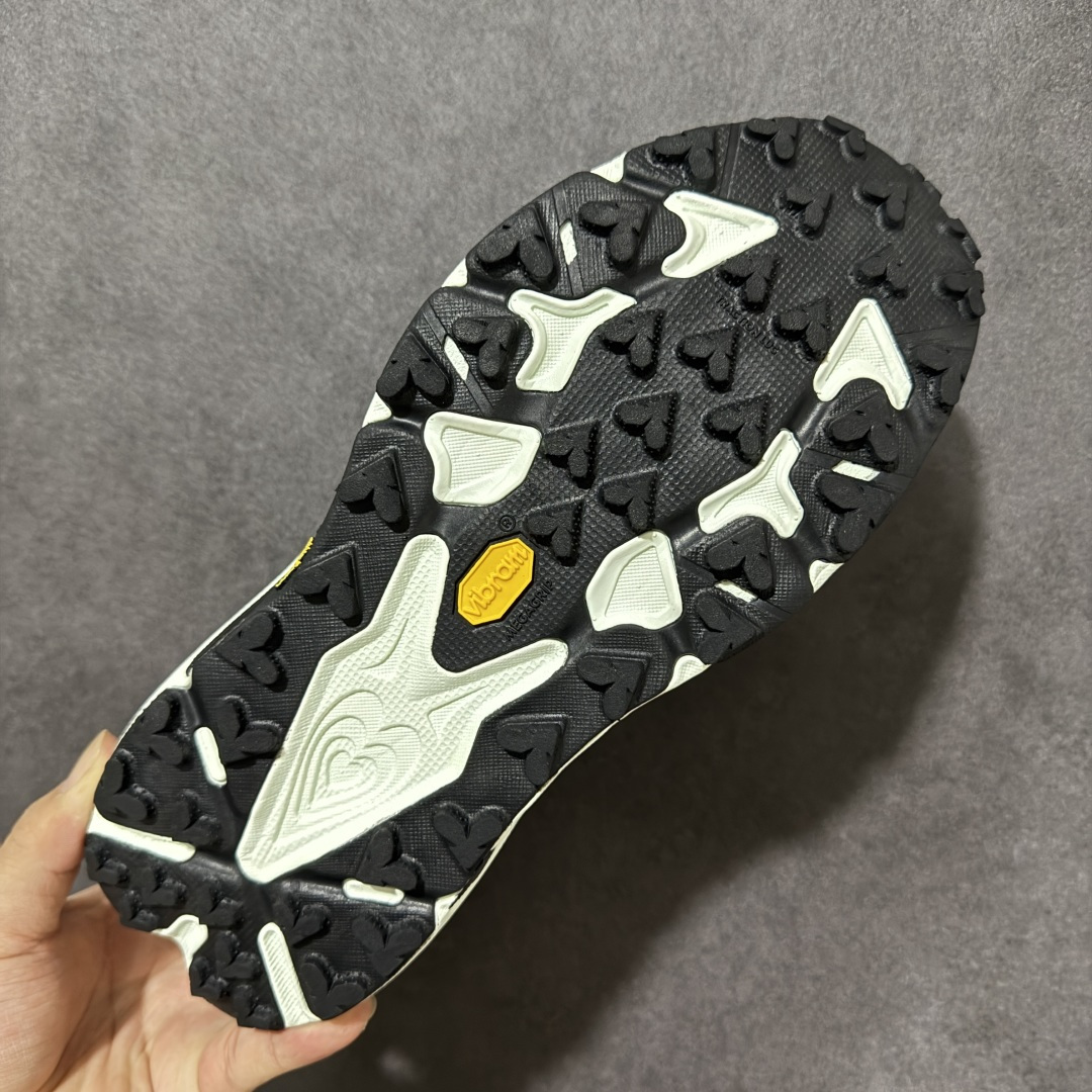 图片[9]-【公司级】HOKA SPEEDGOAT 7 轻量低帮户外越野跑鞋 户外山脉越野轻量运动跑鞋 特别研发使用性能独特的几何形跑鞋中底 此种鞋底更厚 更高 回弹性也更好 带来卓越的缓冲性能 更加稳定的跑步体验 货号：1171928 尺码： 36-46-选品中心