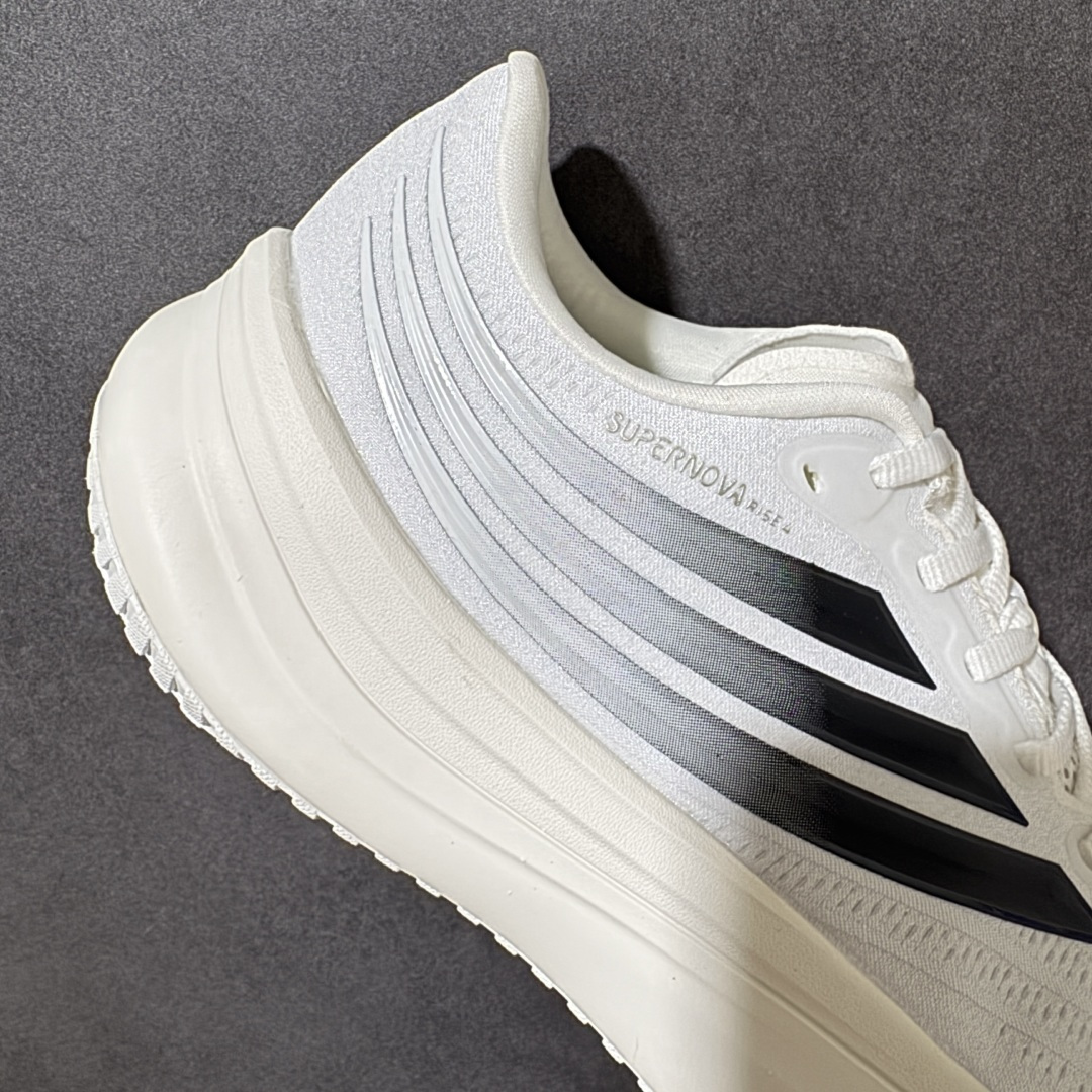 图片[7]-【公司级】ADIDAS SUPERNOVA RISE 4M 防滑耐磨舒适跑步鞋 采用Dreamstrike+中底，力求为触地添舒适。搭配实穿Adiwear外底，助你扎实踩地、从容迈步。• 常规版型• 系带设计• 三明治网眼鞋面• Support Rods系统• Dreamstrike+中底• Adiwear外底。 货号：KK0974 尺码：40-45-选品中心