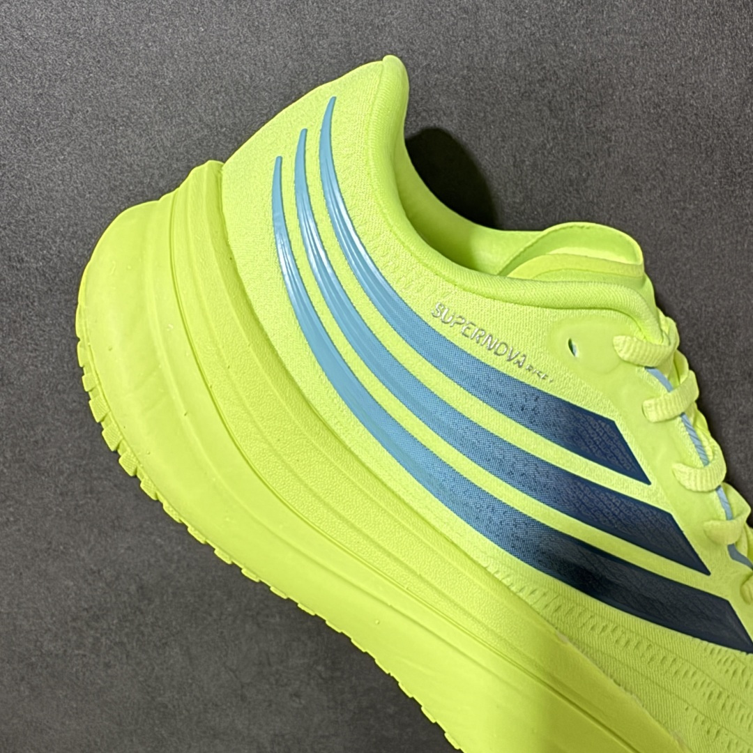 图片[7]-【公司级】ADIDAS SUPERNOVA RISE 4M 防滑耐磨舒适跑步鞋 采用Dreamstrike+中底，力求为触地添舒适。搭配实穿Adiwear外底，助你扎实踩地、从容迈步。• 常规版型• 系带设计• 三明治网眼鞋面• Support Rods系统• Dreamstrike+中底• Adiwear外底。 货号：LB0185 尺码：40-45-选品中心