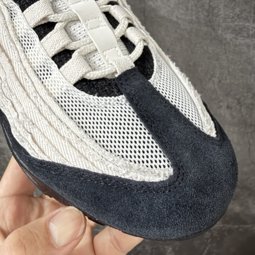 图片[5]-【KZ2.0版本】Nike Air Max 95 白黑 巴黎限定 城市限定 IQ0284-010 外贸顶级专供 区别先行版 全部配色原鞋原尺码开发生产 极致还原 全部原厂材料一比一打造 一眼ZP既视感 欢迎对比市场版本 尺码：40 40.5 41 42 42.5 43 44 44.5 45 46 46.5 47.5 48 48.5-选品中心