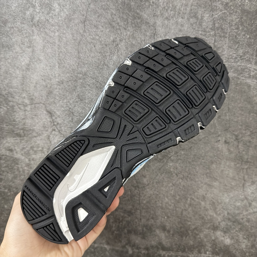 图片[9]-【手绘定制版】NIKE INITIATOR 创始者系列复古休闲运动舒适跑鞋 此款为人工手绘定制图案 原版基于Nike Initiator修改款 加以创意定制 完美品质做工 个性十足 原厂原档案数据开发 原盒包装 舒适有型适合日常穿着 该鞋款延续千禧年经典设计搭载泡绵中底厚实而轻盈 匠心细节巧搭立体耐克勾标志焕新演绎复古跑鞋 货号：394055-102 尺码：36-45带半码-选品中心