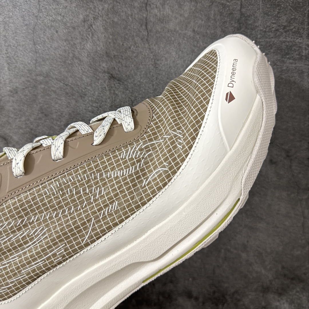 图片[6]-【M版】可隆KOLON SPORT EGG LITE DYNEEMA 防撕舒适百搭 低帮户外徒步鞋 灵感源自于徒步爱好者圣地阿尔卑斯山 EGG LITE侧身山脊线图案与四季常青树相结合寓意人类对在崇山峻岭中向上不断攀登的决心DYNEEMA耐磨纤维 避免徒步时砂石 树枝的剐蹭延长鞋子使用寿命 超临界物理发泡中底 提供舒适脚部支撑 货号： LUFH5MNT06-OT 尺码： 40-45-选品中心