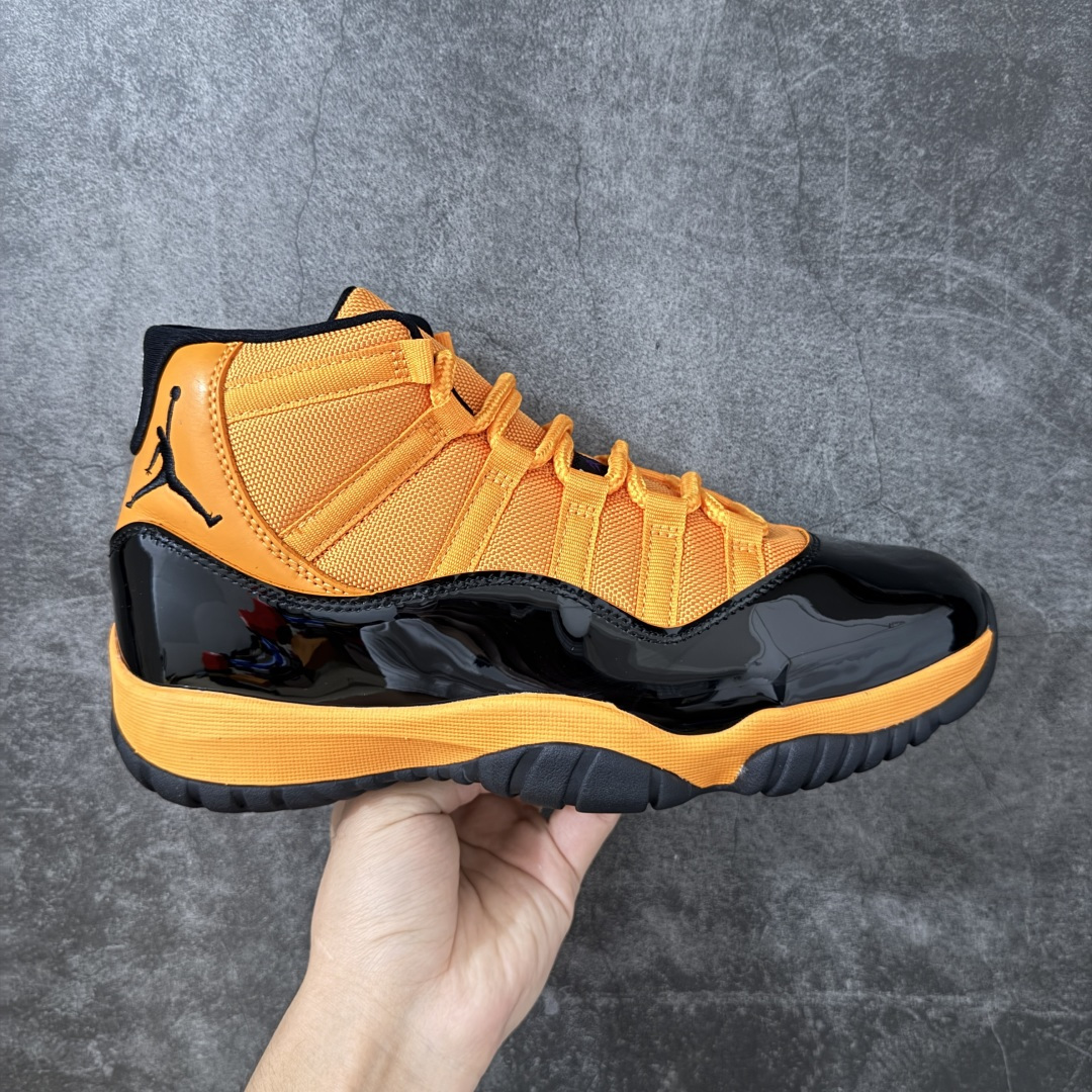 【外贸版】Air Jordan 11 Retro AJ11 乔11橘黄色 黑橙 CT8012-700   原楦原档案数据开模打造 原厂中底拉帮钢印 原厂漆皮 防冻不开裂 头层皮料 原装鞋撑 水晶大底正确色度色泽 原楦原数据刺绣 原厂车缝走线及对位 毫厘不差 飞人logo采用原数据电脑刺绣 原装正品碳纤维真实碳板 增强抗扭 原内标 原盒标 正确官方原盒 原厂防氧化水晶外底 原厂配套厂全掌solo气垫 尺码：40 40.5 41 42 42.5 43 44 44.5 45 46 47.5 48.5-选品中心