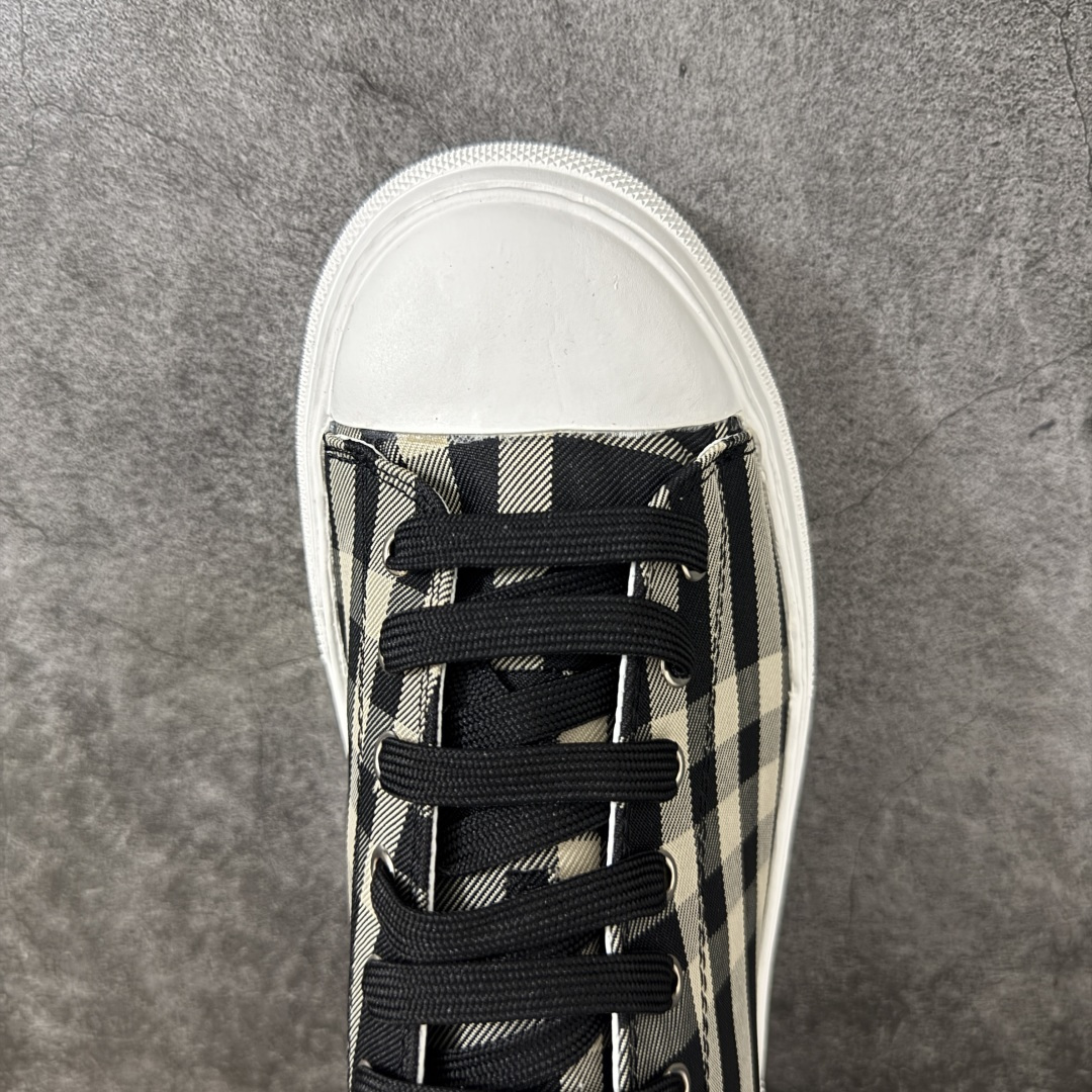 图片[5]-【公司级】巴宝莉新款板鞋 Burberry Vintage 经典时尚 百搭 休闲运动鞋 市场独家高端无胶工艺 全新亮相 可对比正品鞋面 无胶走线 大底采用手工缝制工艺 最高品质全面升级 专柜统一包装，Burberry 板鞋👟，细节拉满，简约时尚！👌#巴宝莉运动鞋 #burberry男鞋#Burberry鞋 #巴宝莉burberry #巴宝莉分享鞋子 尺码：36 37 38 39 40 41 42 43 44-选品中心