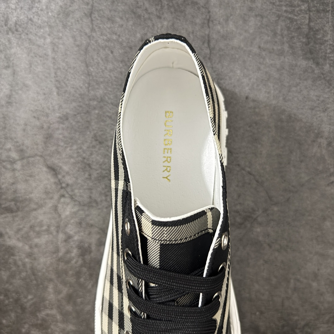 图片[8]-【公司级】巴宝莉新款板鞋 Burberry Vintage 经典时尚 百搭 休闲运动鞋 市场独家高端无胶工艺 全新亮相 可对比正品鞋面 无胶走线 大底采用手工缝制工艺 最高品质全面升级 专柜统一包装，Burberry 板鞋👟，细节拉满，简约时尚！👌#巴宝莉运动鞋 #burberry男鞋#Burberry鞋 #巴宝莉burberry #巴宝莉分享鞋子 尺码：36 37 38 39 40 41 42 43 44-选品中心