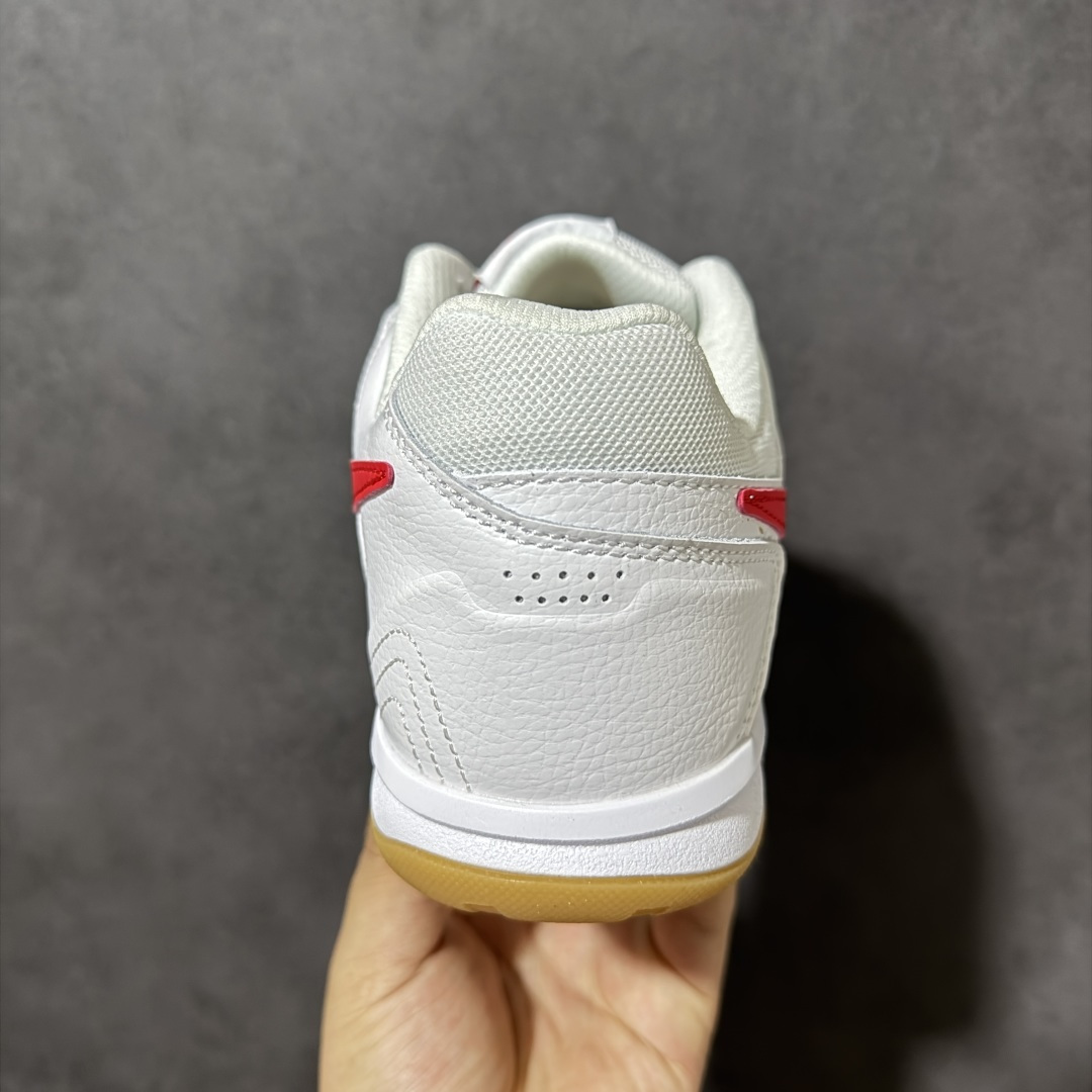 图片[4]-【公司级】NIKE GATO 低帮生活休闲鞋 透气网布眼融入皮革，织和物合成材质覆面，营造21世初纪的畅跑美学概念。泡棉中底盈轻缓震，带来舒的适足底感受。全胶橡外底，铸就出抓色地力。 货号：HQ6019-102 尺码：36-45没半码-选品中心