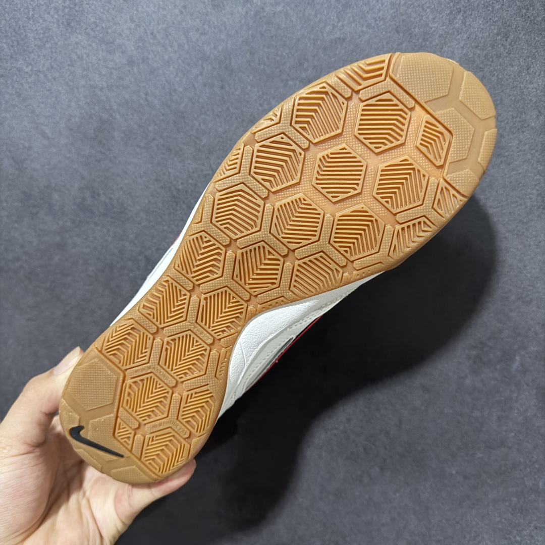 图片[9]-【公司级】NIKE GATO 低帮生活休闲鞋 透气网布眼融入皮革，织和物合成材质覆面，营造21世初纪的畅跑美学概念。泡棉中底盈轻缓震，带来舒的适足底感受。全胶橡外底，铸就出抓色地力。 货号：HQ6019-104 尺码：36-45没半码-选品中心