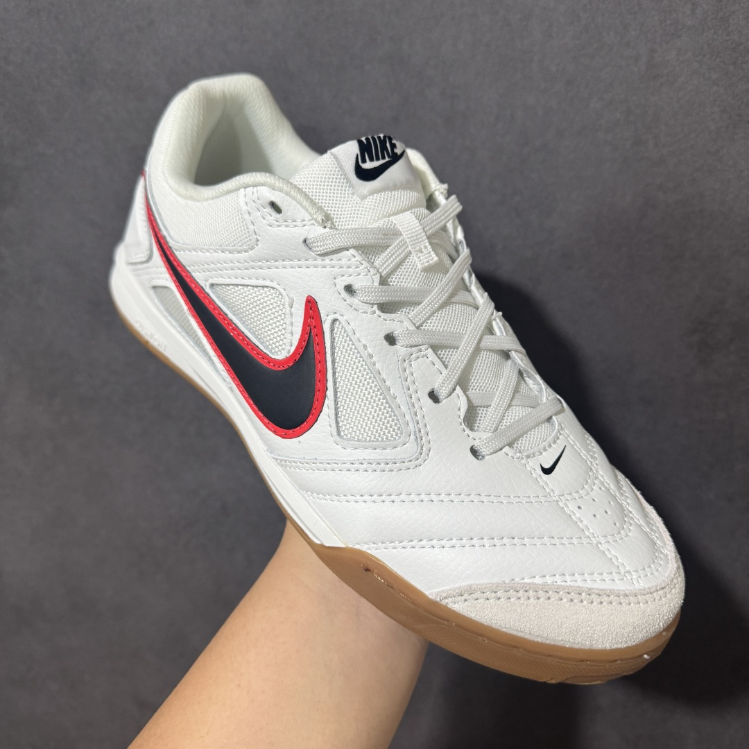 图片[3]-【公司级】NIKE GATO 低帮生活休闲鞋 透气网布眼融入皮革，织和物合成材质覆面，营造21世初纪的畅跑美学概念。泡棉中底盈轻缓震，带来舒的适足底感受。全胶橡外底，铸就出抓色地力。 货号：HQ6019-104 尺码：36-45没半码-选品中心