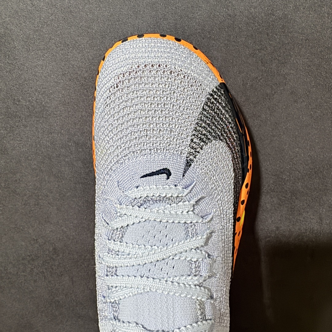 图片[5]-【公司级】Nk Zoom VaporFly Next% 3 \”Prototype\” 2024年全新超级马拉松跑鞋   #鞋款搭载两个Airzoom缓震配置，全掌型碳纤维板，缔造出色推进感；中底ZoomX 泡绵从后跟延伸至鞋头，超强回弹性 货号：ZD9422-130  尺码：36 36.5 37.5 38 38.5 39 40 40.5 41 42 42.5 43 44 44.5 45-选品中心
