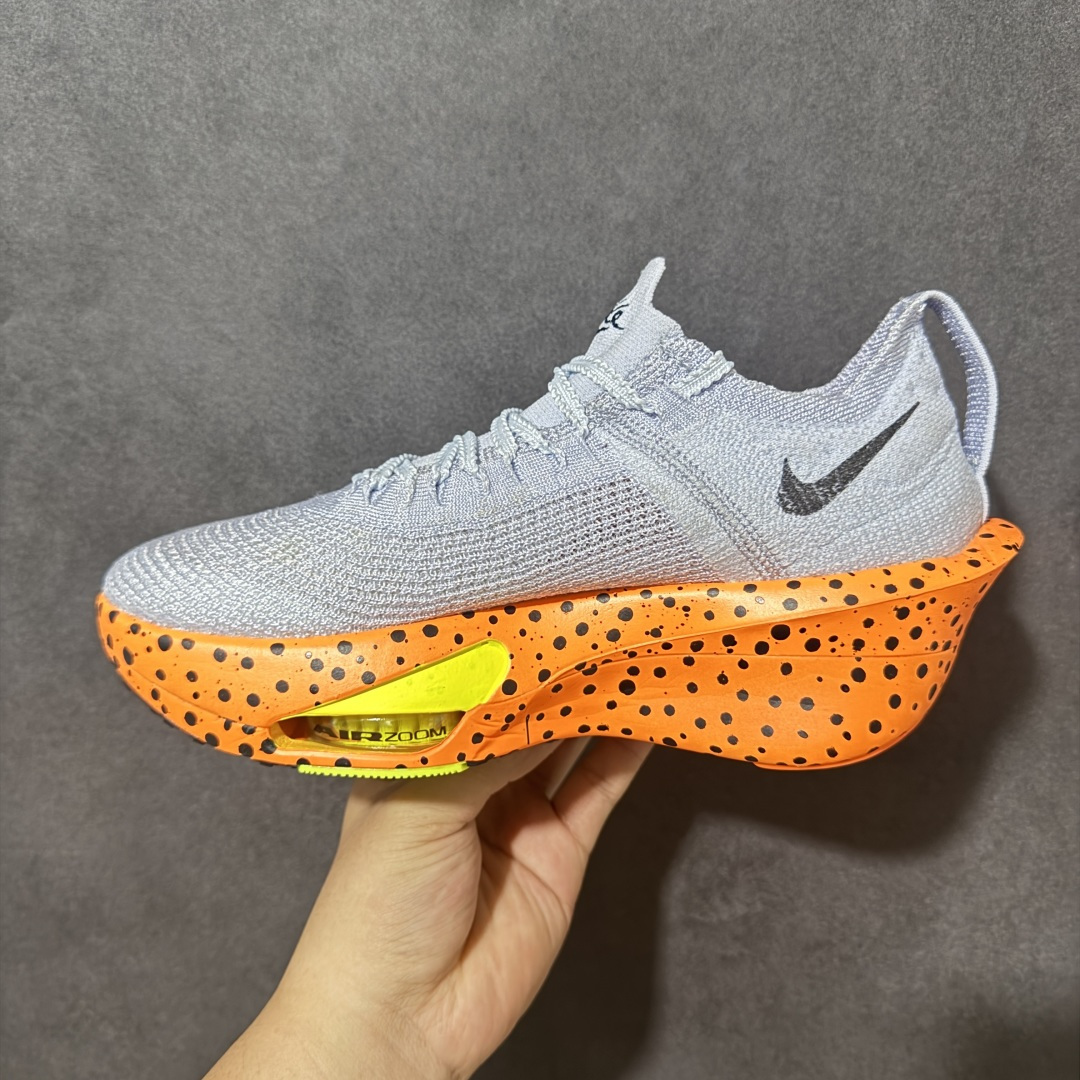 图片[2]-【公司级】Nk Zoom VaporFly Next% 3 \”Prototype\” 2024年全新超级马拉松跑鞋   #鞋款搭载两个Airzoom缓震配置，全掌型碳纤维板，缔造出色推进感；中底ZoomX 泡绵从后跟延伸至鞋头，超强回弹性 货号：ZD9422-130  尺码：36 36.5 37.5 38 38.5 39 40 40.5 41 42 42.5 43 44 44.5 45-选品中心