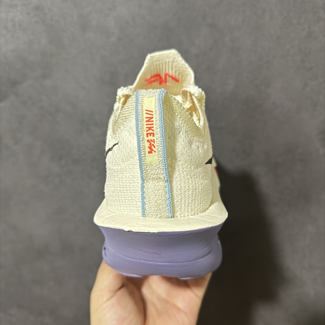 图片[4]-【公司级】Nk Zoom VaporFly Next% 3 \”Prototype\” 2024年全新超级马拉松跑鞋   #鞋款搭载两个Airzoom缓震配置，全掌型碳纤维板，缔造出色推进感；中底ZoomX 泡绵从后跟延伸至鞋头，超强回弹性 货号：IB4201-600  尺码：36 36.5 37.5 38 38.5 39 40 40.5 41 42 42.5 43 44 44.5 45-选品中心