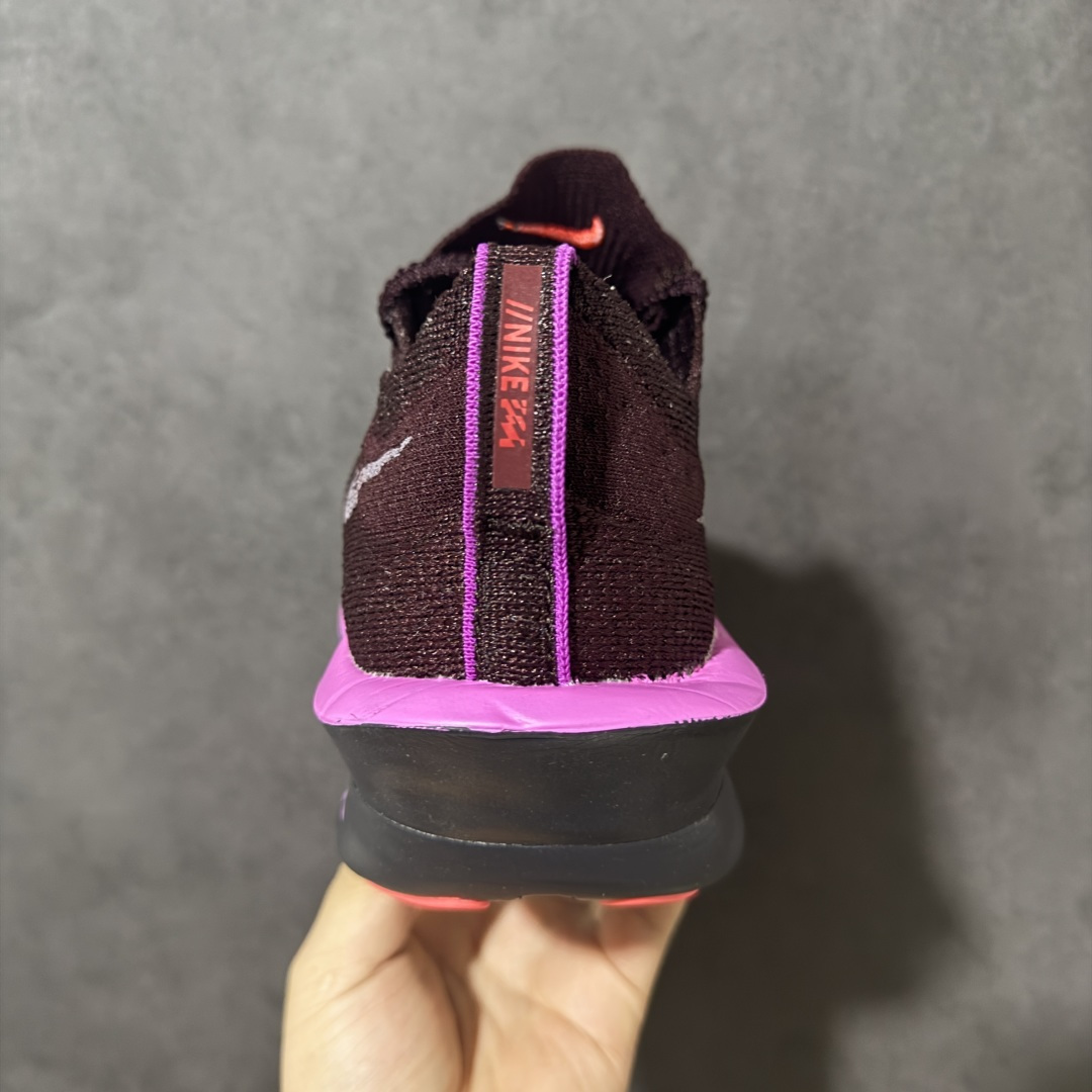 图片[4]-【公司级】Nk Zoom VaporFly Next% 3 \”Prototype\” 2024年全新超级马拉松跑鞋   #鞋款搭载两个Airzoom缓震配置，全掌型碳纤维板，缔造出色推进感；中底ZoomX 泡绵从后跟延伸至鞋头，超强回弹性 货号：ZD9422-120  尺码：36 36.5 37.5 38 38.5 39 40 40.5 41 42 42.5 43 44 44.5 45-选品中心