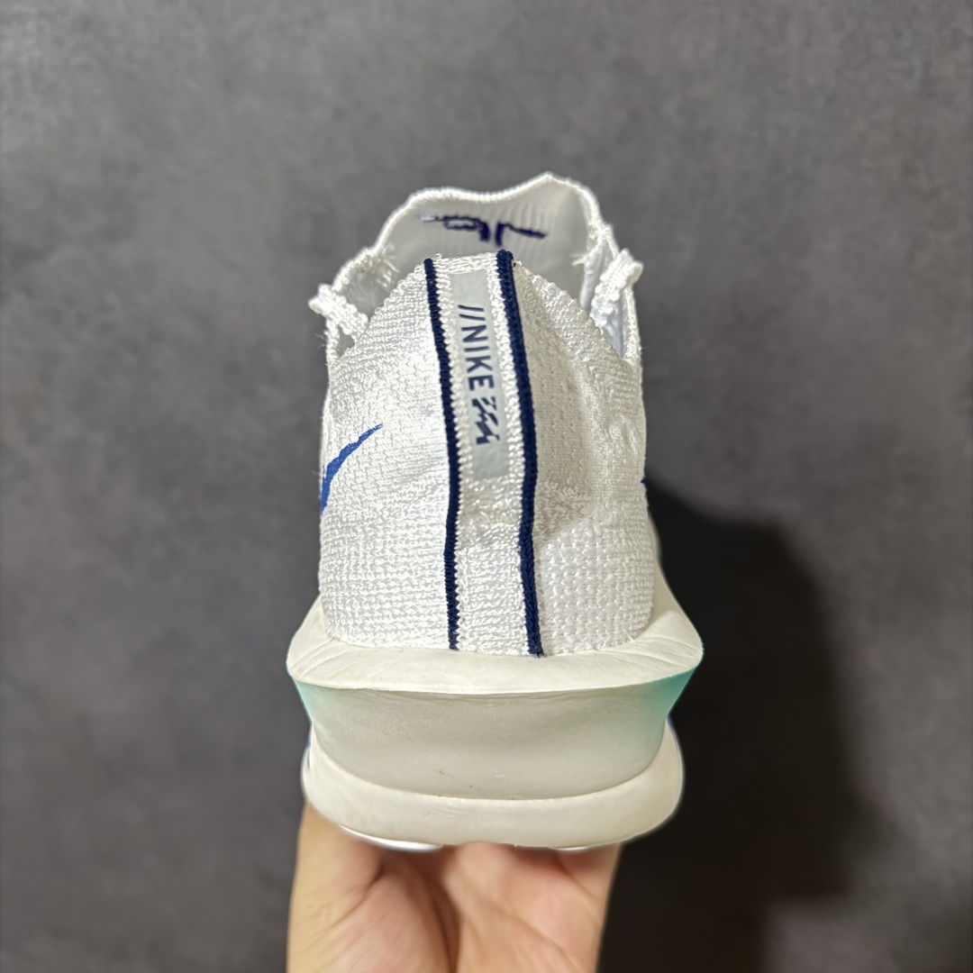 图片[4]-【公司级】Nk Zoom VaporFly Next% 3 \”Prototype\” 2024年全新超级马拉松跑鞋   #鞋款搭载两个Airzoom缓震配置，全掌型碳纤维板，缔造出色推进感；中底ZoomX 泡绵从后跟延伸至鞋头，超强回弹性 货号：FD8311-001  尺码：36 36.5 37.5 38 38.5 39 40 40.5 41 42 42.5 43 44 44.5 45-选品中心