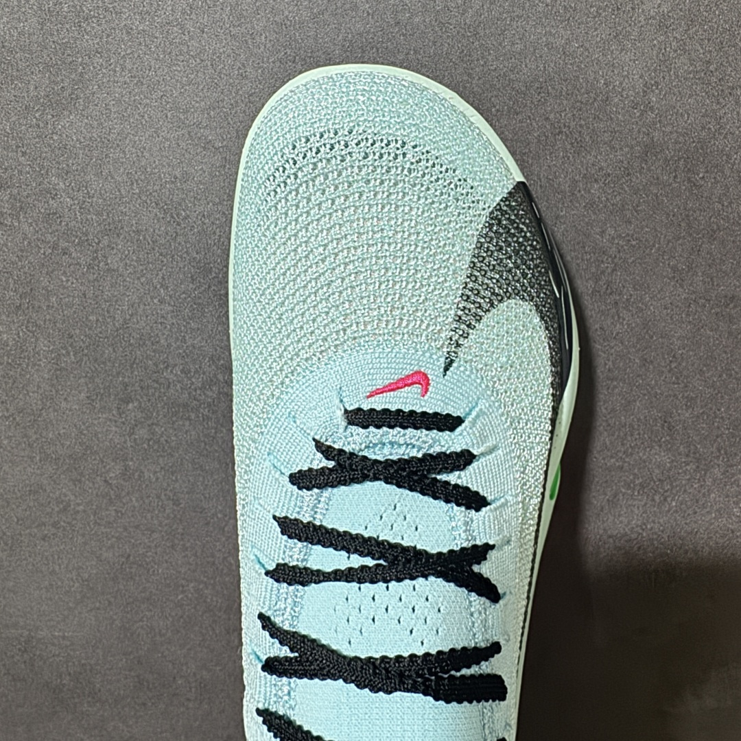 图片[5]-【公司级】Nk Zoom VaporFly Next% 3 \”Prototype\” 2024年全新超级马拉松跑鞋   #鞋款搭载两个Airzoom缓震配置，全掌型碳纤维板，缔造出色推进感；中底ZoomX 泡绵从后跟延伸至鞋头，超强回弹性 货号：FD8315-400  尺码：36 36.5 37.5 38 38.5 39 40 40.5 41 42 42.5 43 44 44.5 45-选品中心