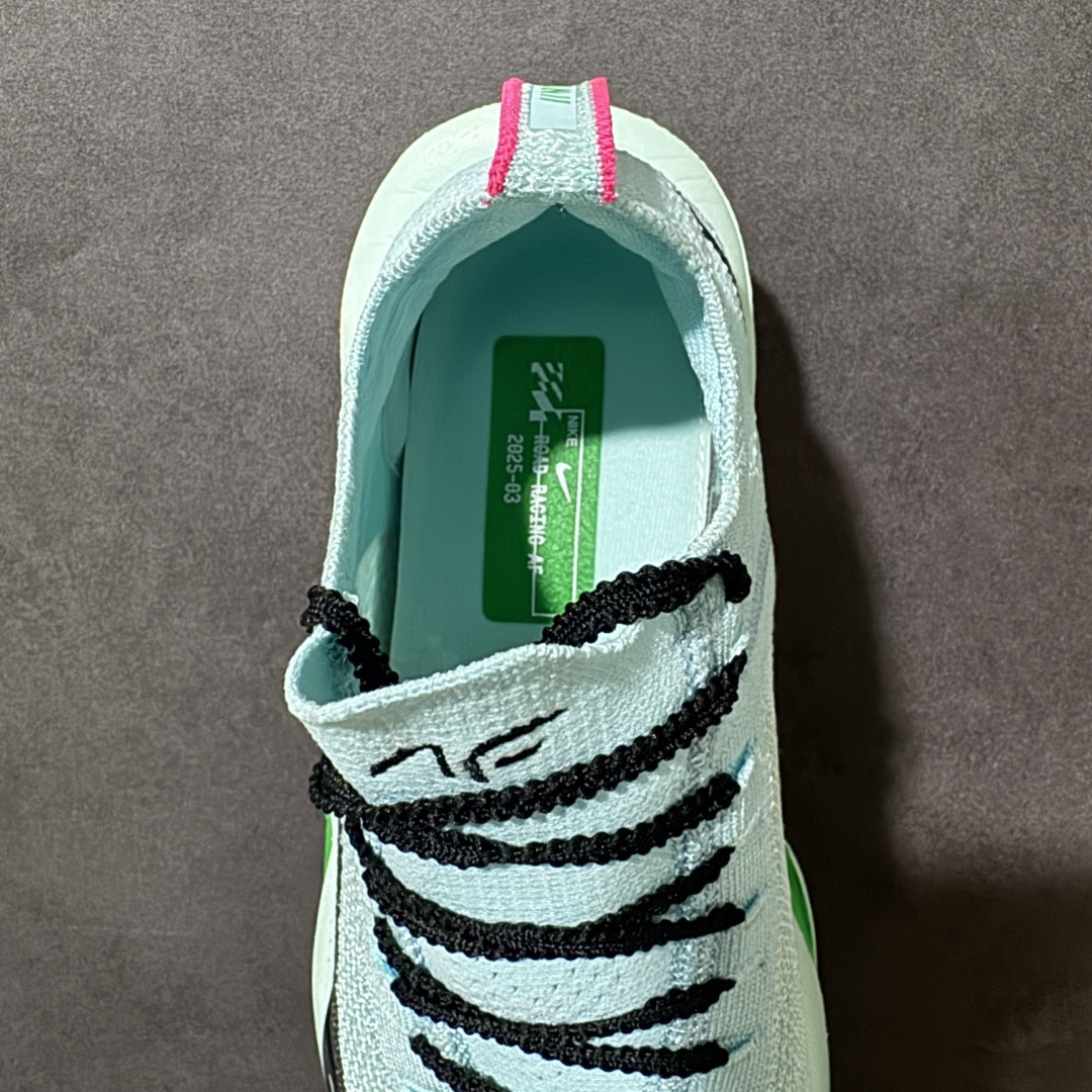 图片[6]-【公司级】Nk Zoom VaporFly Next% 3 \”Prototype\” 2024年全新超级马拉松跑鞋   #鞋款搭载两个Airzoom缓震配置，全掌型碳纤维板，缔造出色推进感；中底ZoomX 泡绵从后跟延伸至鞋头，超强回弹性 货号：FD8315-400  尺码：36 36.5 37.5 38 38.5 39 40 40.5 41 42 42.5 43 44 44.5 45-选品中心