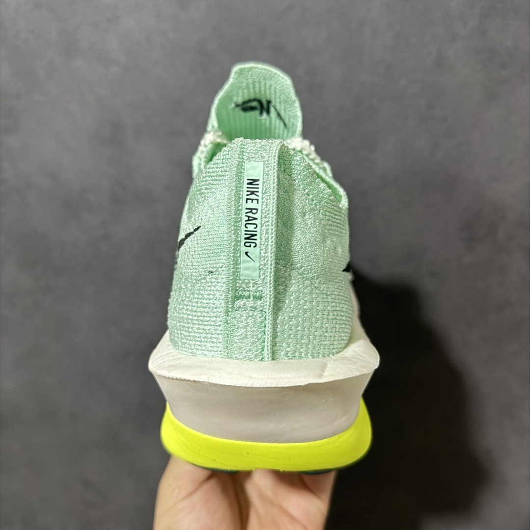 图片[4]-【公司级】Nk Zoom VaporFly Next% 3 \”Prototype\” 2024年全新超级马拉松跑鞋   #鞋款搭载两个Airzoom缓震配置，全掌型碳纤维板，缔造出色推进感；中底ZoomX 泡绵从后跟延伸至鞋头，超强回弹性 货号：ZD9422-300  尺码：36 36.5 37.5 38 38.5 39 40 40.5 41 42 42.5 43 44 44.5 45-选品中心