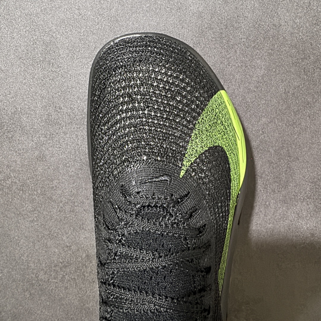 图片[5]-【公司级】Nk Zoom VaporFly Next% 3 \”Prototype\” 2024年全新超级马拉松跑鞋   #鞋款搭载两个Airzoom缓震配置，全掌型碳纤维板，缔造出色推进感；中底ZoomX 泡绵从后跟延伸至鞋头，超强回弹性 货号：FD8315-101  尺码：36 36.5 37.5 38 38.5 39 40 40.5 41 42 42.5 43 44 44.5 45-选品中心