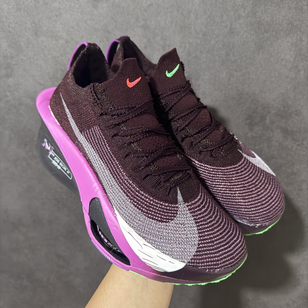 图片[9]-【公司级】Nk Zoom VaporFly Next% 3 \”Prototype\” 2024年全新超级马拉松跑鞋   #鞋款搭载两个Airzoom缓震配置，全掌型碳纤维板，缔造出色推进感；中底ZoomX 泡绵从后跟延伸至鞋头，超强回弹性 货号：FD8315-101  尺码：36 36.5 37.5 38 38.5 39 40 40.5 41 42 42.5 43 44 44.5 45-选品中心