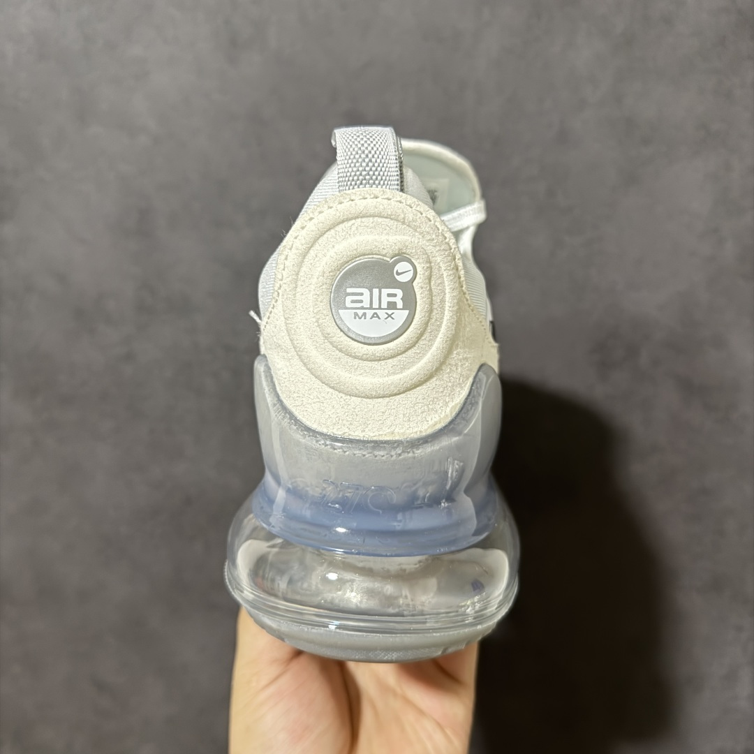 图片[4]-【公司级】Nike Air Max 270 Premium 耐克 运动缓震 大气垫休闲跑步鞋 时尚舒适的穿着感受和出众格调 鞋款设计灵感源自Air Max经典 搭配大型窗口和新颖配色 彰显的出众创新 缔造非凡舒适的日常穿着体验 从跑步运动汲取设计灵感 打造利落外观 让你时刻彰显风范 货号：IO9883-104 尺码：36-45带半码-选品中心