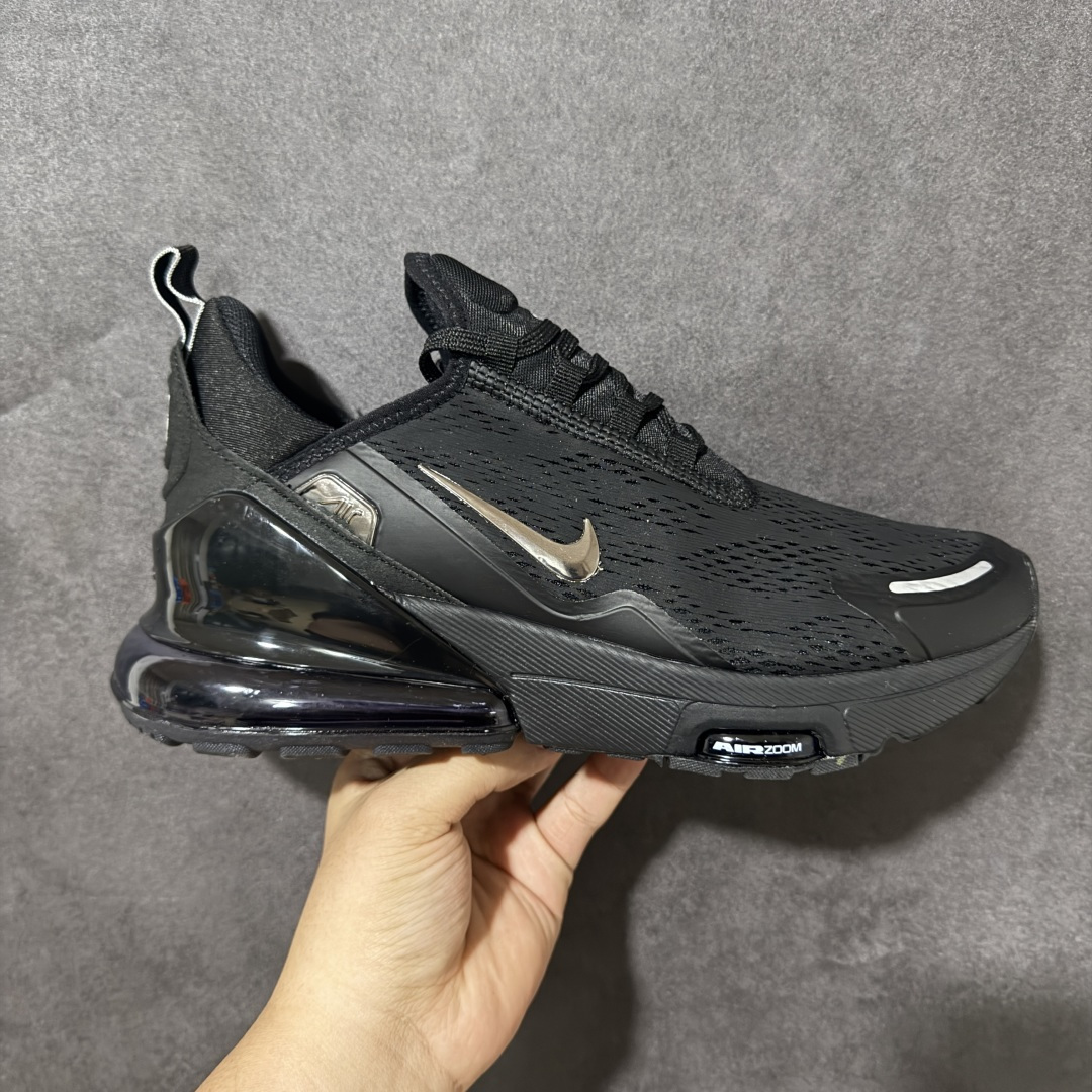 【公司级】Nike Air Max 270 Premium 耐克 运动缓震 大气垫休闲跑步鞋 时尚舒适的穿着感受和出众格调 鞋款设计灵感源自Air Max经典 搭配大型窗口和新颖配色 彰显的出众创新 缔造非凡舒适的日常穿着体验 从跑步运动汲取设计灵感 打造利落外观 让你时刻彰显风范 货号：IO9884-002 尺码：36-45带半码-选品中心