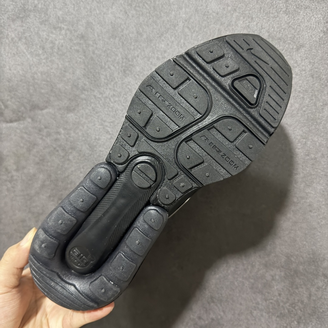 图片[9]-【公司级】Nike Air Max 270 Premium 耐克 运动缓震 大气垫休闲跑步鞋 时尚舒适的穿着感受和出众格调 鞋款设计灵感源自Air Max经典 搭配大型窗口和新颖配色 彰显的出众创新 缔造非凡舒适的日常穿着体验 从跑步运动汲取设计灵感 打造利落外观 让你时刻彰显风范 货号：IO9884-002 尺码：36-45带半码-选品中心