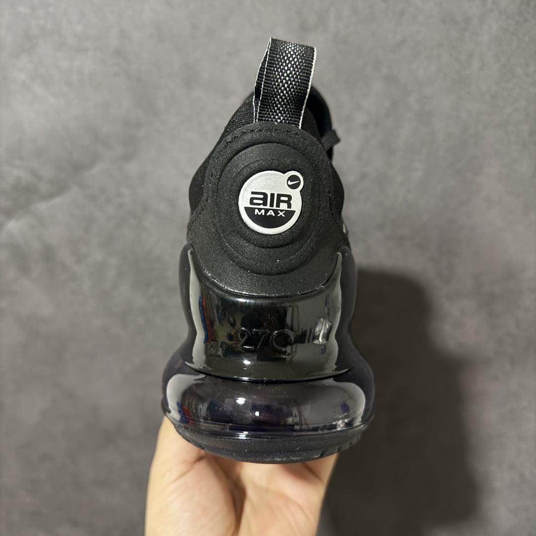 图片[4]-【公司级】Nike Air Max 270 Premium 耐克 运动缓震 大气垫休闲跑步鞋 时尚舒适的穿着感受和出众格调 鞋款设计灵感源自Air Max经典 搭配大型窗口和新颖配色 彰显的出众创新 缔造非凡舒适的日常穿着体验 从跑步运动汲取设计灵感 打造利落外观 让你时刻彰显风范 货号：IO9884-002 尺码：36-45带半码-选品中心