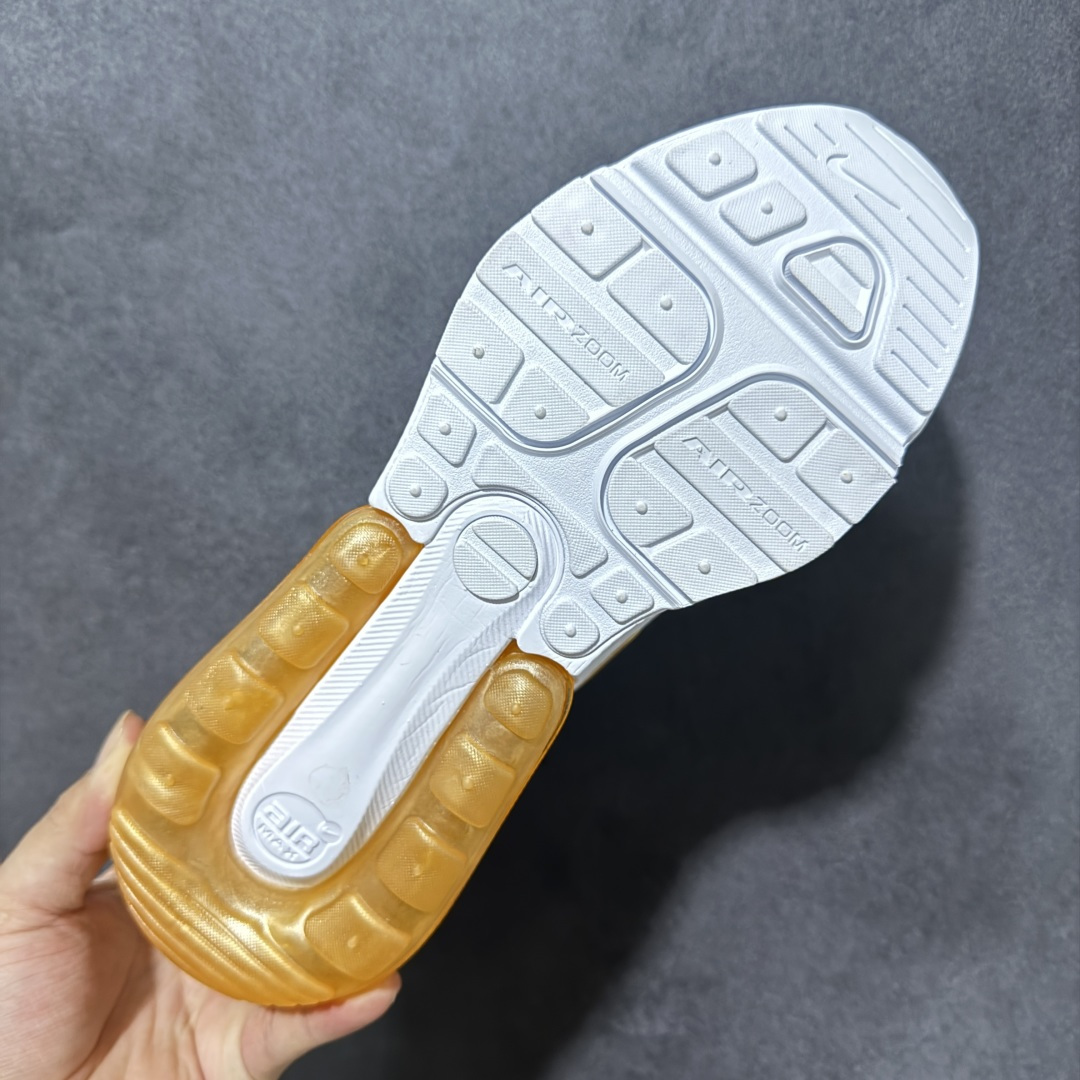 图片[9]-【公司级】Nike Air Max 270 Premium 耐克 运动缓震 大气垫休闲跑步鞋 时尚舒适的穿着感受和出众格调 鞋款设计灵感源自Air Max经典 搭配大型窗口和新颖配色 彰显的出众创新 缔造非凡舒适的日常穿着体验 从跑步运动汲取设计灵感 打造利落外观 让你时刻彰显风范 货号：IO9884-114 尺码：36-45带半码-选品中心