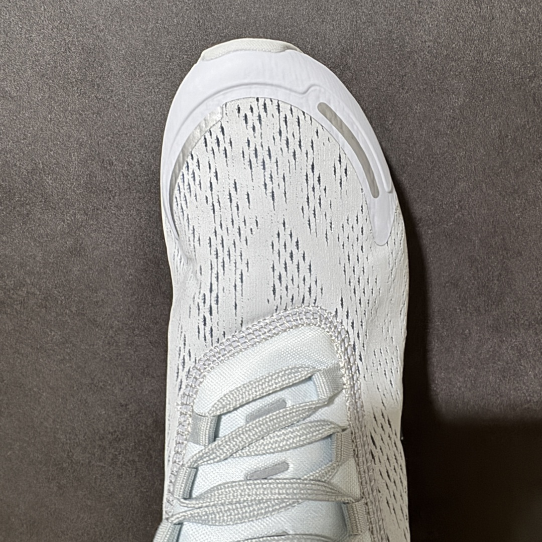 图片[5]-【公司级】Nike Air Max 270 Premium 耐克 运动缓震 大气垫休闲跑步鞋 时尚舒适的穿着感受和出众格调 鞋款设计灵感源自Air Max经典 搭配大型窗口和新颖配色 彰显的出众创新 缔造非凡舒适的日常穿着体验 从跑步运动汲取设计灵感 打造利落外观 让你时刻彰显风范 货号：IV1288-401 尺码：36-45带半码-选品中心