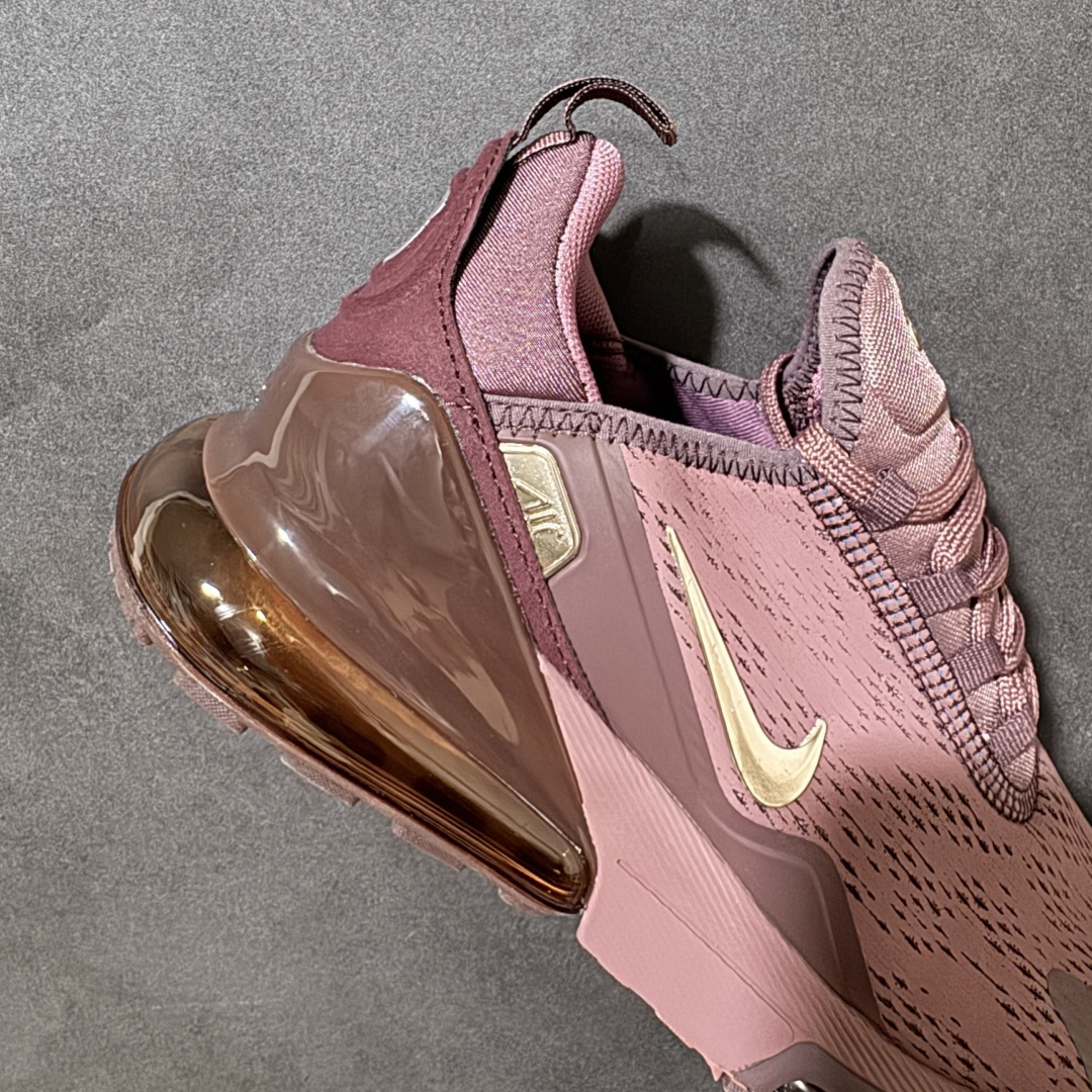 图片[7]-【公司级】Nike Air Max 270 Premium 耐克 运动缓震 大气垫休闲跑步鞋 时尚舒适的穿着感受和出众格调 鞋款设计灵感源自Air Max经典 搭配大型窗口和新颖配色 彰显的出众创新 缔造非凡舒适的日常穿着体验 从跑步运动汲取设计灵感 打造利落外观 让你时刻彰显风范 货号：IO9884-501 尺码：36-45带半码-选品中心