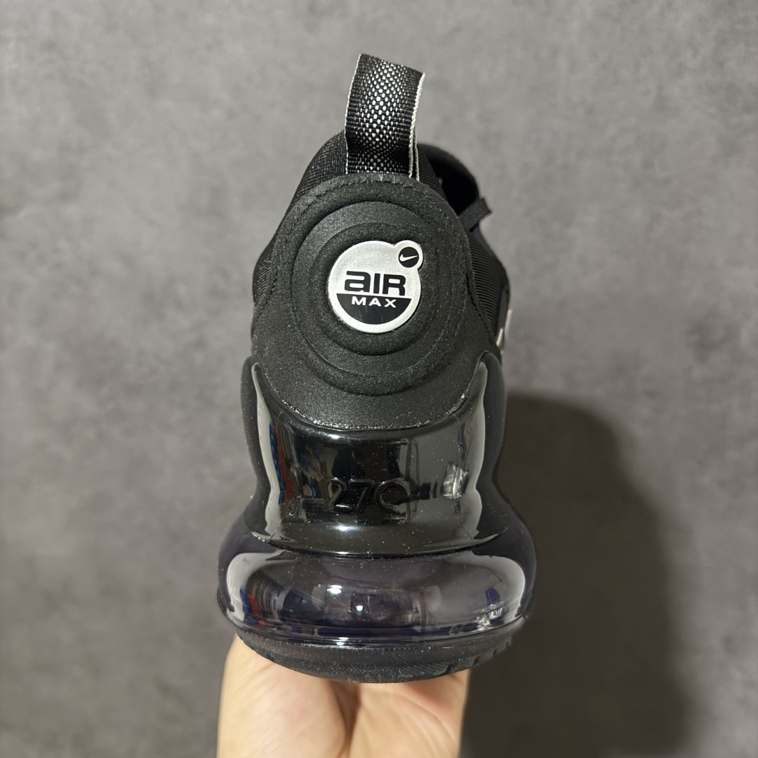 图片[4]-【公司级】Nike Air Max 270 Premium 耐克 运动缓震 大气垫休闲跑步鞋 时尚舒适的穿着感受和出众格调 鞋款设计灵感源自Air Max经典 搭配大型窗口和新颖配色 彰显的出众创新 缔造非凡舒适的日常穿着体验 从跑步运动汲取设计灵感 打造利落外观 让你时刻彰显风范 货号：IQ3464-105 尺码：36-45带半码-选品中心