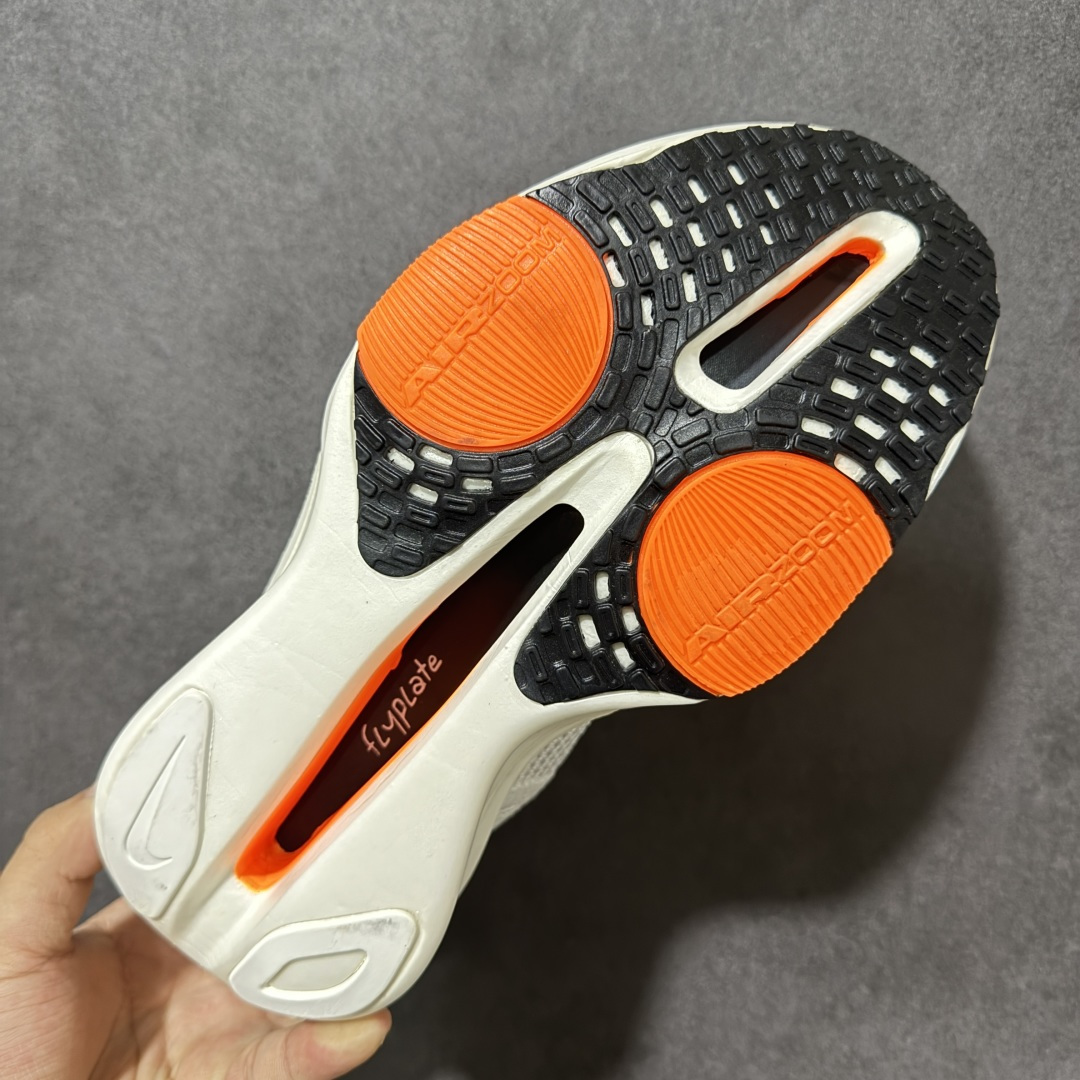 图片[9]-【公司级】Nk Zoom VaporFly Next% 3 \”Prototype\” 2024年全新超级马拉松跑鞋   #鞋款搭载两个Airzoom缓震配置，全掌型碳纤维板，缔造出色推进感；中底ZoomX 泡绵从后跟延伸至鞋头，超强回弹性 货号：HF7357-900  尺码：36 36.5 37.5 38 38.5 39 40 40.5 41 42 42.5 43 44 44.5 45-选品中心