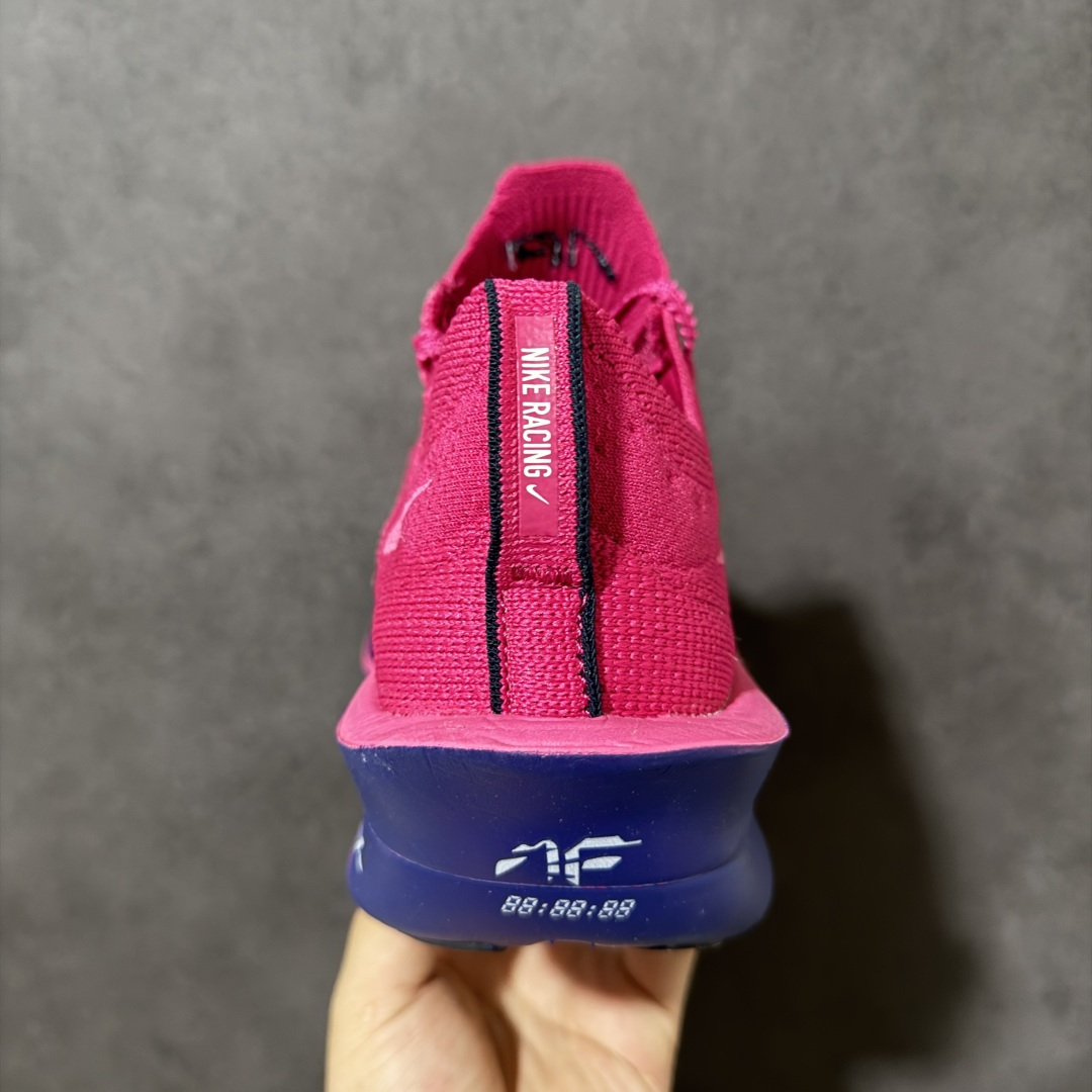 图片[4]-【公司级】Nk Zoom VaporFly Next% 3 \”Prototype\” 2024年全新超级马拉松跑鞋   #鞋款搭载两个Airzoom缓震配置，全掌型碳纤维板，缔造出色推进感；中底ZoomX 泡绵从后跟延伸至鞋头，超强回弹性 货号：ZD3555-110  尺码：36 36.5 37.5 38 38.5 39 40 40.5 41 42 42.5 43 44 44.5 45-选品中心