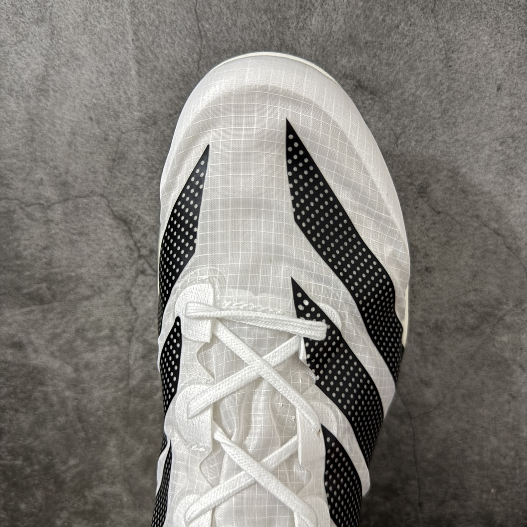 图片[5]-【纯原版】adidas ADIZERO ADIOS PRO EVO 3 破二马拉松专业跑鞋EVO3 货号：KH7678 尺码：39 40 40.5 41 42 42.5 43 44 44.5 45 46 47.5 顶级工艺不解释！硬核专业开发！ adidas ADIZERO ADIOS PRO EVO 3 伦敦马拉松破2冠军款 运动机能风作为伦敦马拉松破2冠军款重生，马拉松赛道、城市路跑和训练场都合适，搭运动短裤+速干T恤就是精英跑者look，跑者公认的“极致轻量化”和能量回馈，中底泡棉让推进力更流畅，四季可穿专业竞速不挑跑法，厚底视觉显高，白黑配色干净。 #原鞋购入开发 1：1原版精密开模 #原厂特供顶级超临界材料配套加持 #确保原汁原味 完美呈现超跑猛兽版型 #原档数据独家私模生物力学支撑结构大底 #无碳板环绕式碳圈设计 推进力暴增四成 #蝉翼级半透明网纱鞋面 透气度高达95% #马牌橡胶大底加持 提供强大的抓地性能 #更适应不同赛道竞速与极限越野场景-选品中心