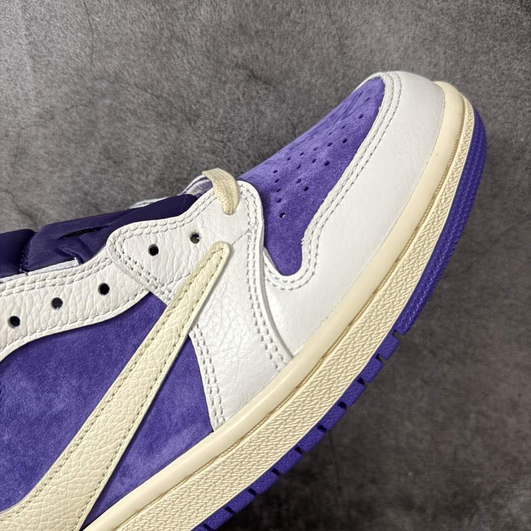 图片[6]-【纯原KZ版】Travis Scott x Air Jordan AJ1 Low OG SP TS联名倒钩低帮 白紫倒钩定制款 DM7866-117 知名大厂出品 纯原高版本 产品品控稳定性领先行业 各方面均可对飙市面通货版 SZ原厂全套原楦原纸板冲刀磨具开发 原厂皮料加持 原厂港宝加持定型后跟R度完美 同源原厂电绣 鬼脸飞翼针数密度立体效果一致 百分百一致原鞋 原厂拉帮工艺 针距密度一致 后跟弧度收口自然不对折 极致一眼正品既视感 进口玻璃冲刀皮料裁剪零毛边 全鞋电脑针车工艺 品控清洁度最高QC检验标准 免检产品 原厂订购鞋盒、鞋标、防尘纸、鞋撑、鞋带 追求极致的原厂味道！ 尺码：36-47.5-选品中心
