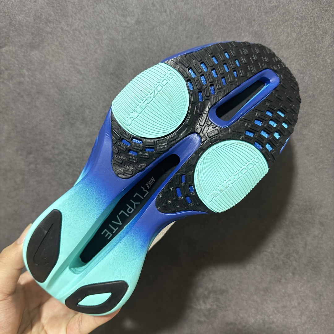 图片[9]-【公司级】Nk Zoom VaporFly Next% 2 \”Prototype\” 2024年全新超级马拉松跑鞋   #鞋款搭载两个Airzoom缓震配置，全掌型碳纤维板，缔造出色推进感；中底ZoomX 泡绵从后跟延伸至鞋头，超强回弹性 货号：DV9422-009  尺码：40-44带半码-选品中心