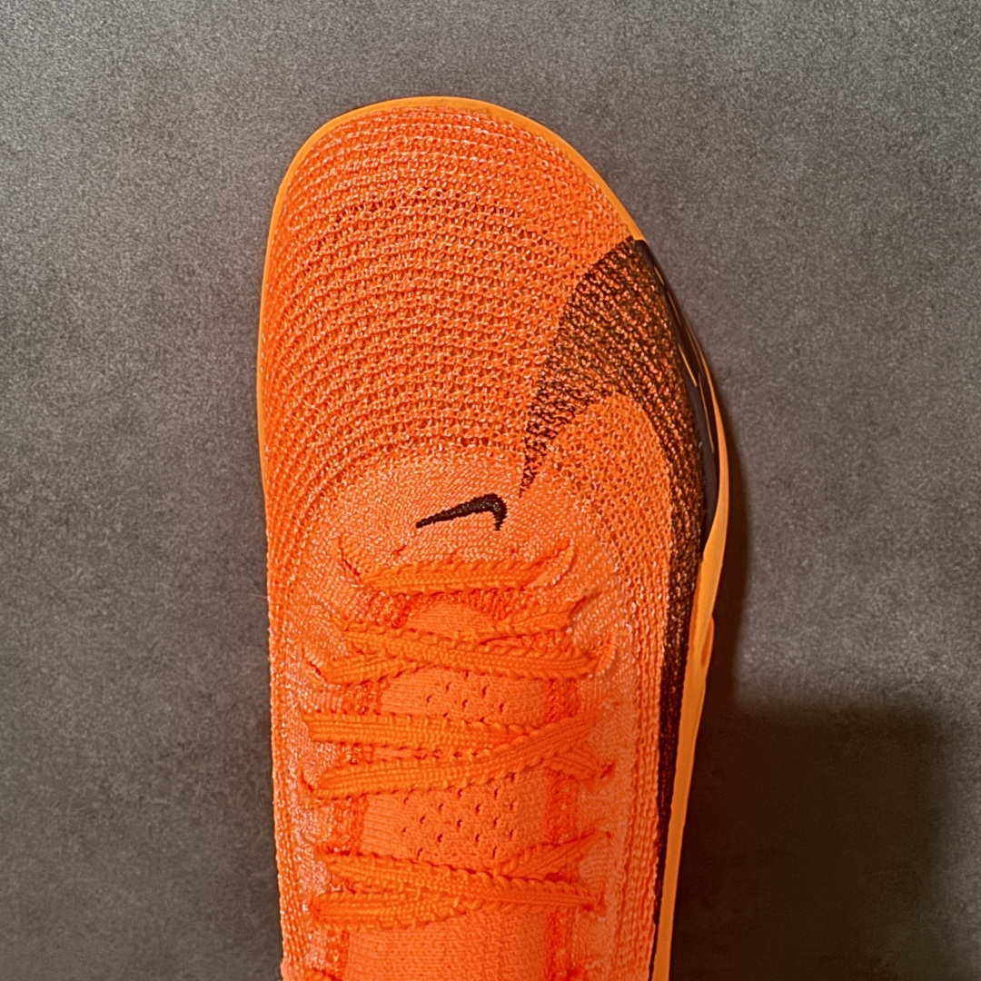 图片[5]-【公司级】Nk Zoom VaporFly Next% 2 \”Prototype\” 2024年全新超级马拉松跑鞋   #鞋款搭载两个Airzoom缓震配置，全掌型碳纤维板，缔造出色推进感；中底ZoomX 泡绵从后跟延伸至鞋头，超强回弹性 货号：ZD3555-800  尺码：36-45带半码-选品中心