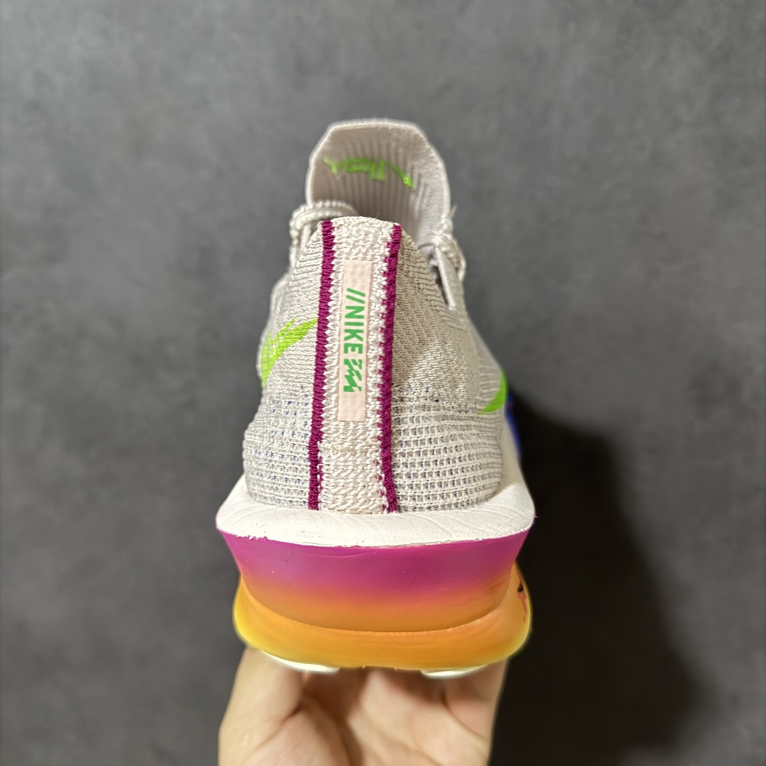 图片[4]-【公司级】Nk Zoom VaporFly Next% 2 \”Prototype\” 2024年全新超级马拉松跑鞋   #鞋款搭载两个Airzoom缓震配置，全掌型碳纤维板，缔造出色推进感；中底ZoomX 泡绵从后跟延伸至鞋头，超强回弹性 货号：HJ7041-600  尺码：36-45带半码-选品中心