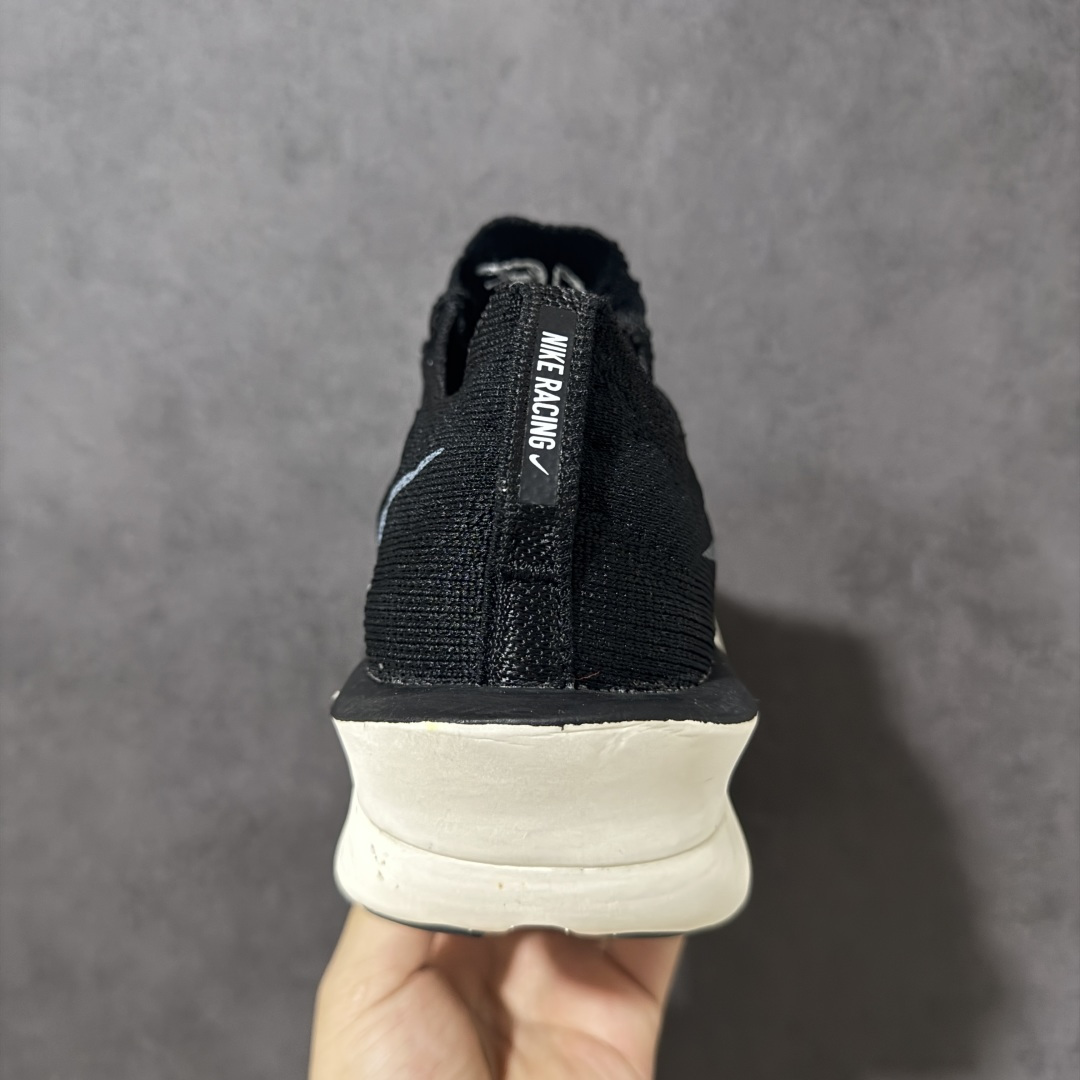 图片[4]-【公司级】Nk Zoom VaporFly Next% 2 \”Prototype\” 2024年全新超级马拉松跑鞋   #鞋款搭载两个Airzoom缓震配置，全掌型碳纤维板，缔造出色推进感；中底ZoomX 泡绵从后跟延伸至鞋头，超强回弹性 货号：ZD9422-400  尺码：36-45带半码-选品中心