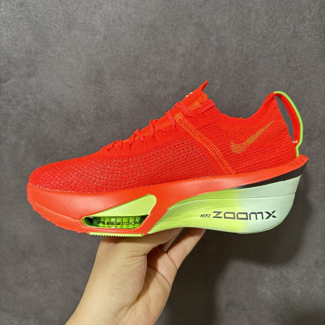 图片[2]-【公司级】Nk Zoom VaporFly Next% 2 \”Prototype\” 2024年全新超级马拉松跑鞋   #鞋款搭载两个Airzoom缓震配置，全掌型碳纤维板，缔造出色推进感；中底ZoomX 泡绵从后跟延伸至鞋头，超强回弹性 货号：FD8395-660  尺码：36-45带半码-选品中心