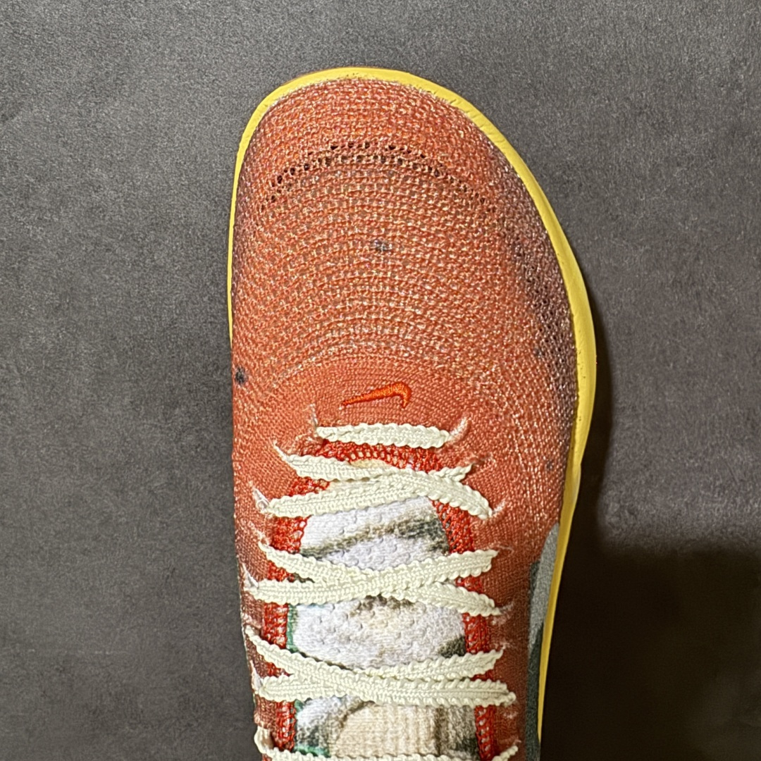 图片[5]-【公司级】Nk Zoom VaporFly Next% 2 \”Prototype\” 2024年全新超级马拉松跑鞋   #鞋款搭载两个Airzoom缓震配置，全掌型碳纤维板，缔造出色推进感；中底ZoomX 泡绵从后跟延伸至鞋头，超强回弹性 货号：IH3575-999  尺码：36-45带半码-选品中心