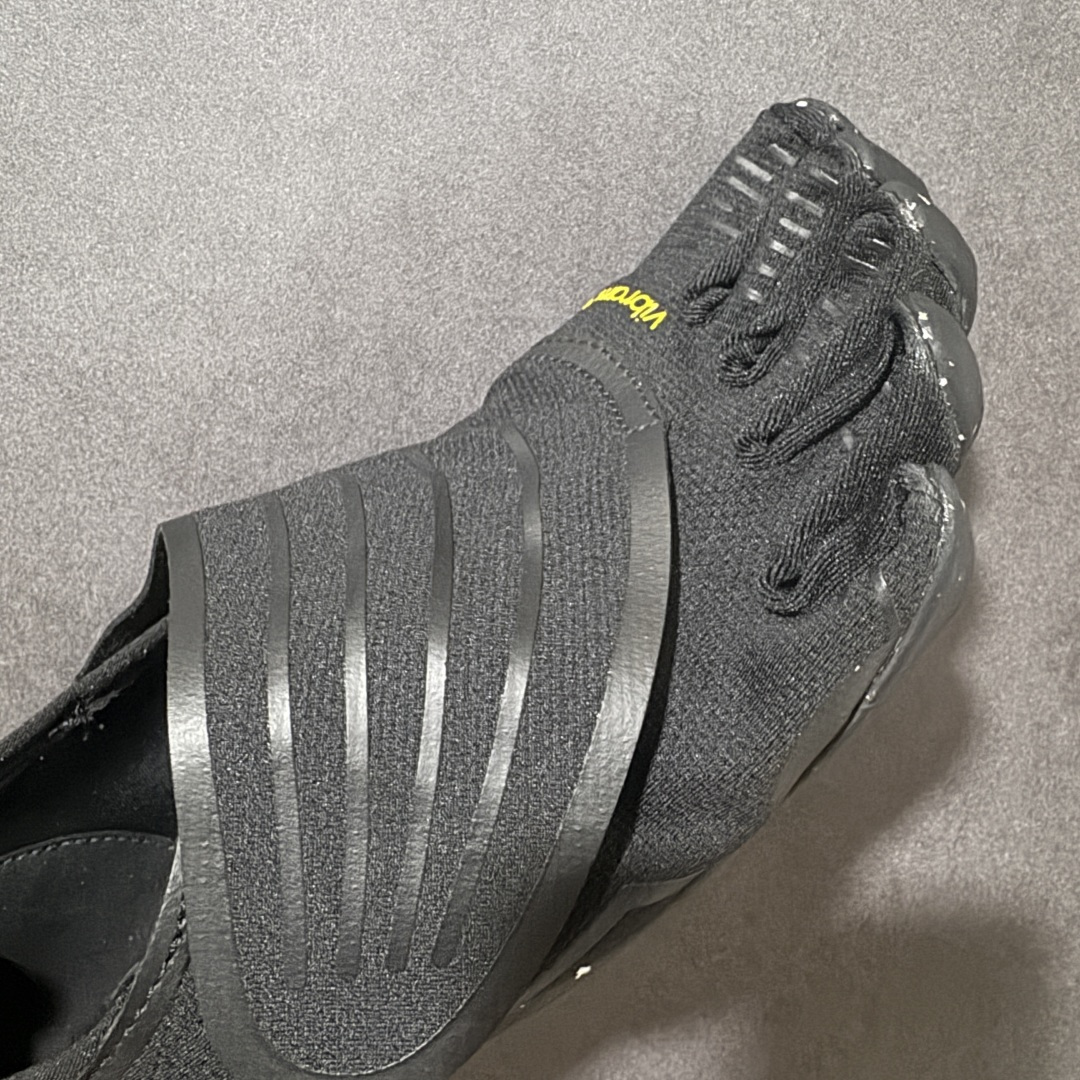 图片[8]-【公司级】Vibram 五指鞋 专业室内综合健身运动赤足 防滑耐磨透气轻便 低帮训练鞋 货号：25M8801 尺码：36-47 编码： CXGB250260-选品中心