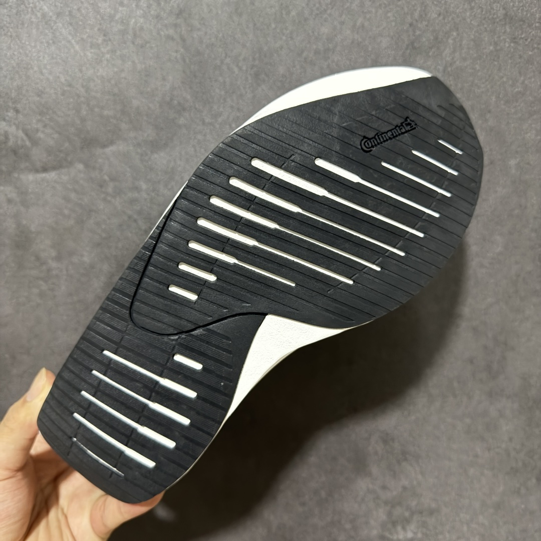 图片[9]-【公司级】AD ADIZERO EVO SL 2 阿迪超轻透气缓震跑鞋 以令人难以置信的138克重量，刷新了跑鞋轻量化的记录，阿迪在材料科学和工艺技术上的深厚积累。 全新鞋款采用Lightweight Upper材料，让穿着者几乎能够体验到一种\”裸足\”的感觉 货号：SL2632 尺码：36-45-选品中心