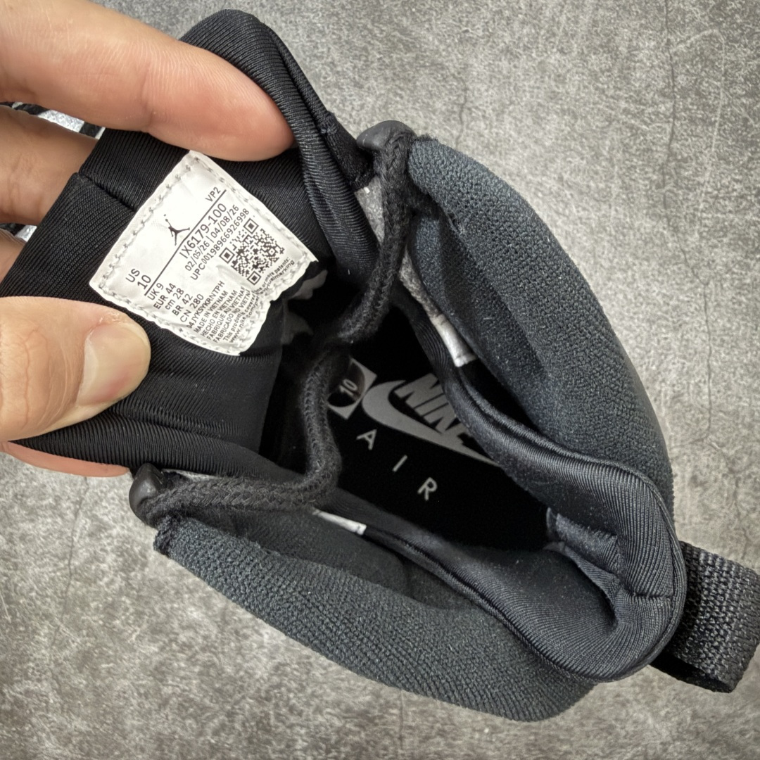 图片[7]-【XP纯原】Air Jordan AJ9 Retro OG 白黑 IX6179-100 高端零售特供批次 产品品控稳定性领先行业 各方面均可对飙L版 良心定价不杀猪 SZ原厂全套原楦原纸板冲刀磨具开发 原厂皮料加持 原厂港宝加持定型后跟R度完美 同源原厂电绣 飞翼针数密度立体效果一致 百分百一致原鞋 原厂拉帮工艺 针距密度一致 后跟弧度收口自然不对折 极致一眼正品既视感 进口玻璃冲刀皮料裁剪零毛边 全鞋电脑针车工艺 品控清洁度最高QC检验标准 免检产品 原厂订购鞋盒、鞋标、防尘纸、鞋撑、鞋带 追求极致的原厂味道 尺码：40 40.5 41 42 42.5 43 44 44.5 45 46 47.5-选品中心